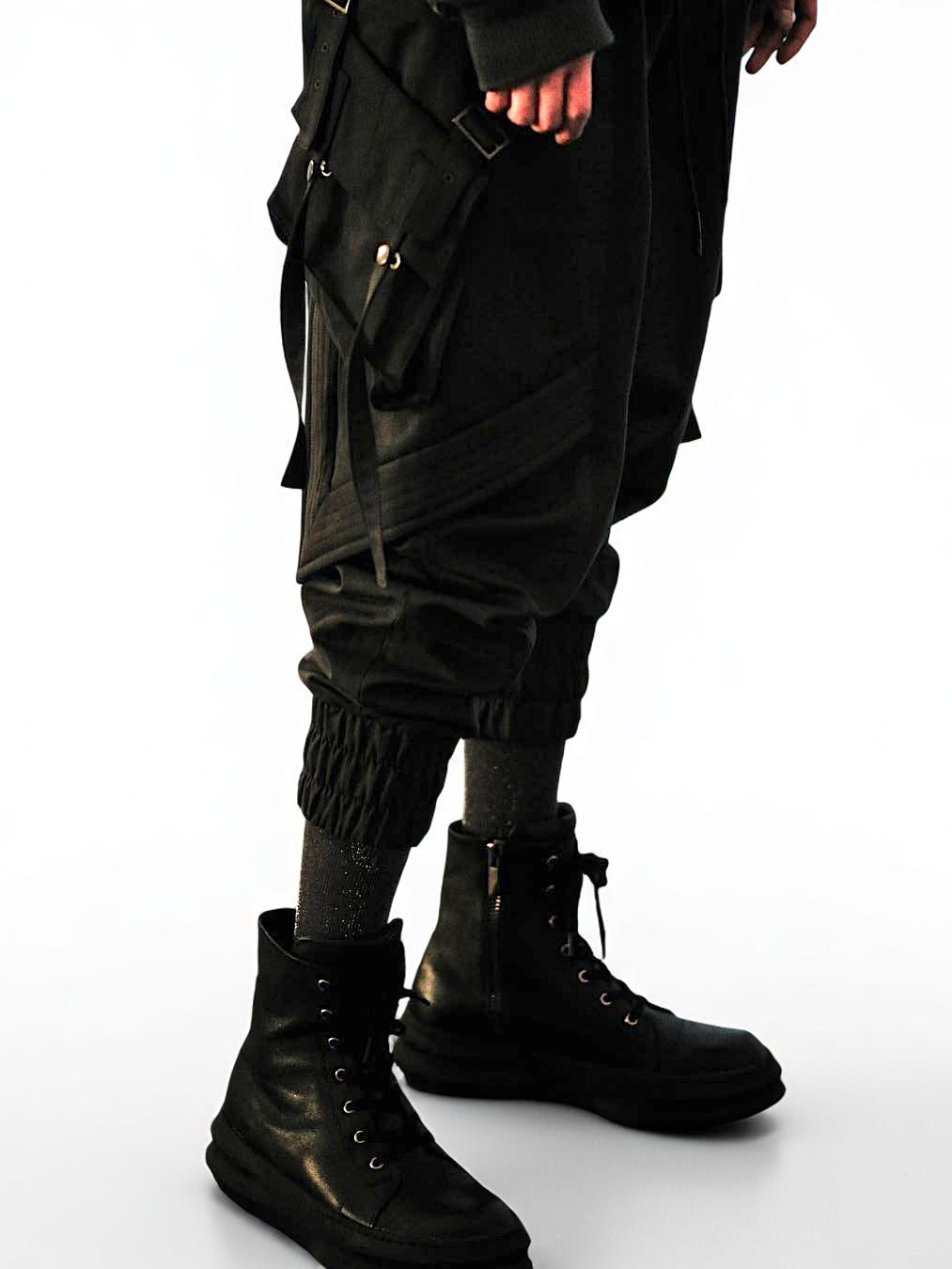 디그낙 (D.GNAK) FW17 HAREM PANTS WITH DETACHABLE POCKET - 4