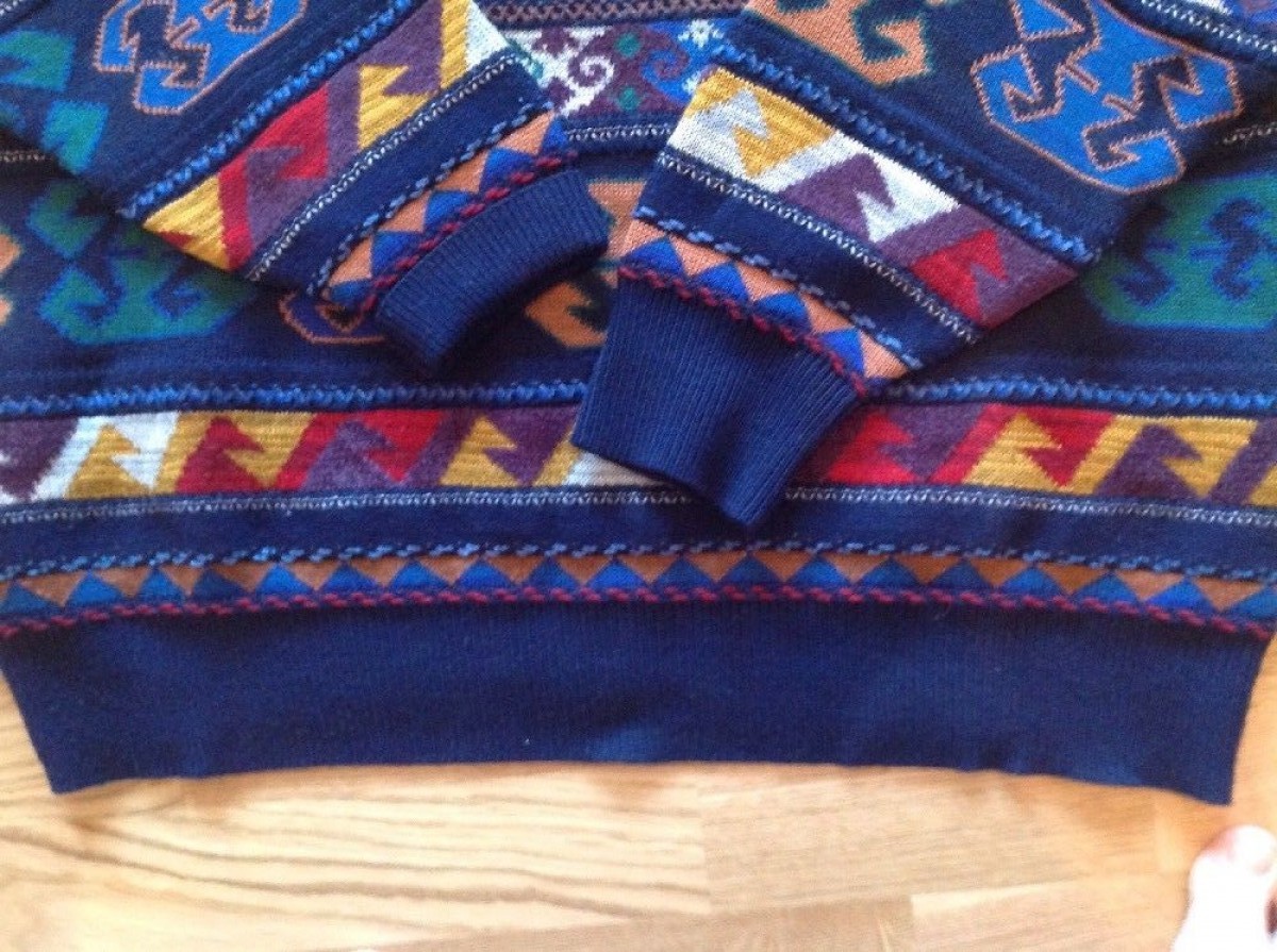 RARE Multicolour Arztec Navajo Pattern Sweater - 4