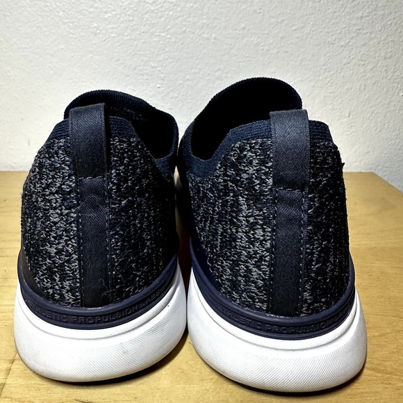 APL Techloom Bliss Sneakers Running Shoes Slip On Elastic Strap Navy Blue 9.5 - 4