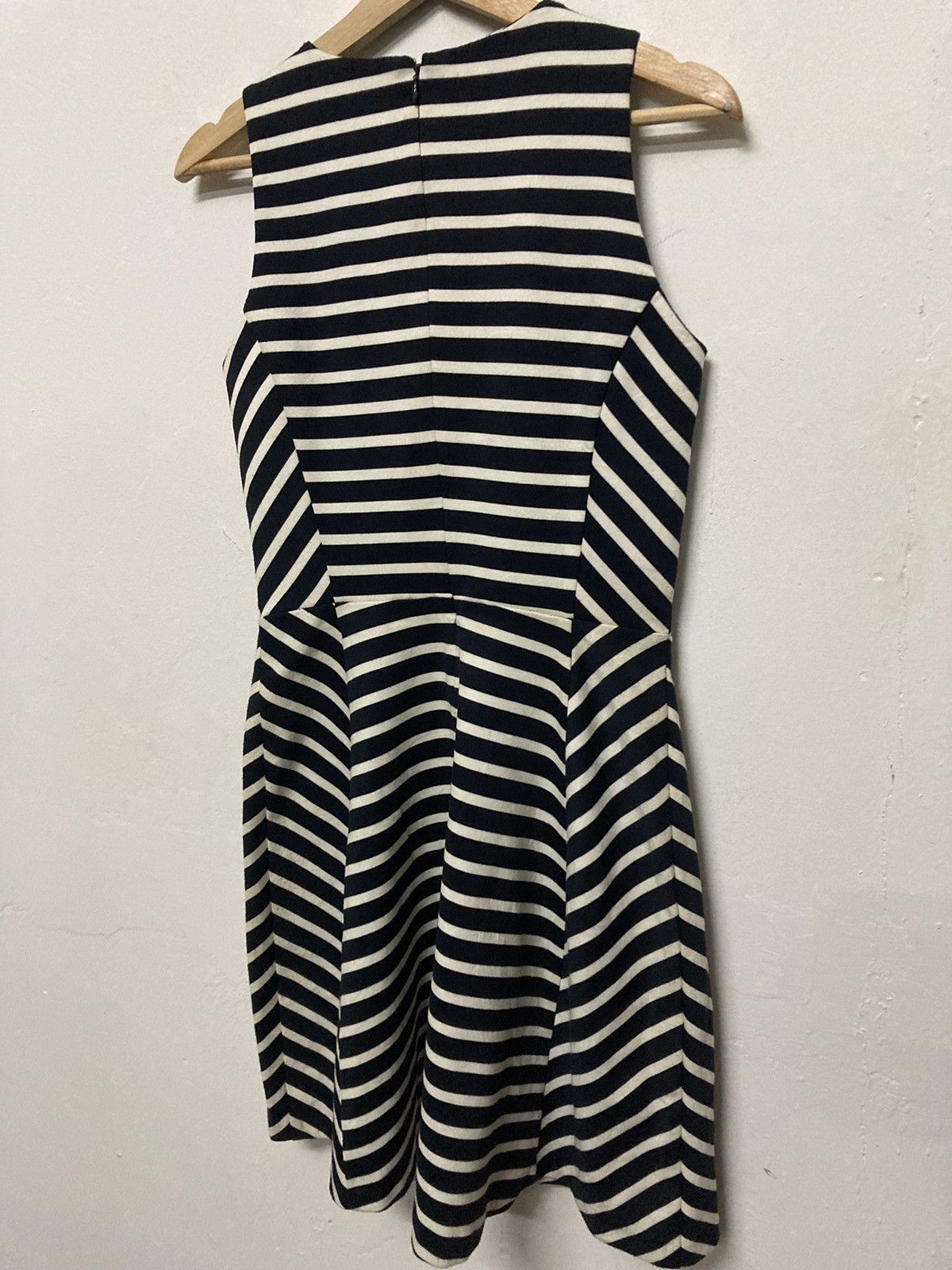 Michael Kors Sleeveless Striped Front Zip A Line Women Dress - 8