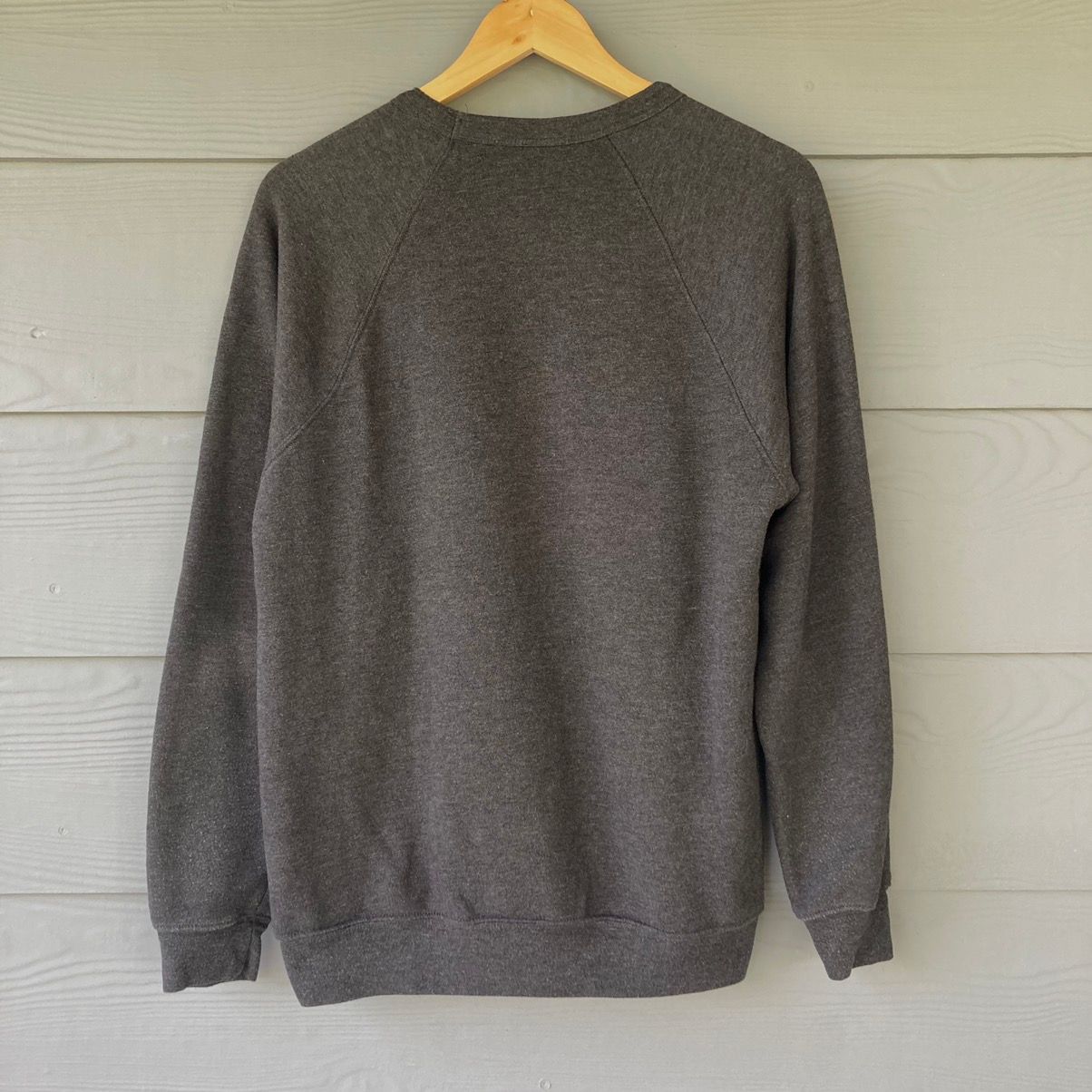 Vintage Leavenworth Grey Sweatshirt Big Logo Crewneck - 6