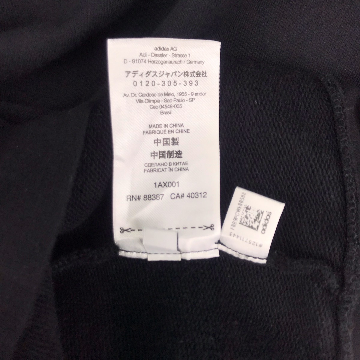 Yohji Yamamoto Y-3 Logo Print Sweatshirts - 10