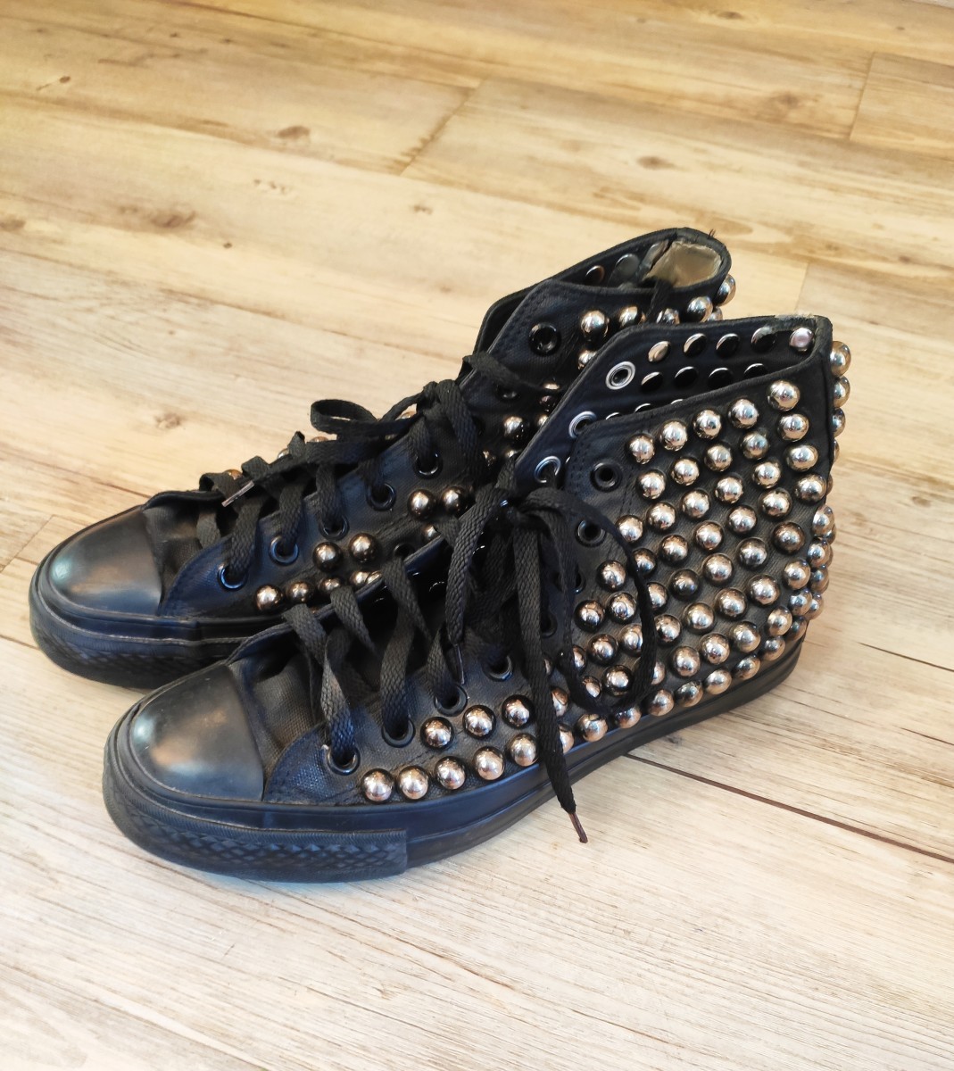 If Six Was Nine - GRAIL! Studded sneakers.Like Vivienne Westwood or Dior. - 6