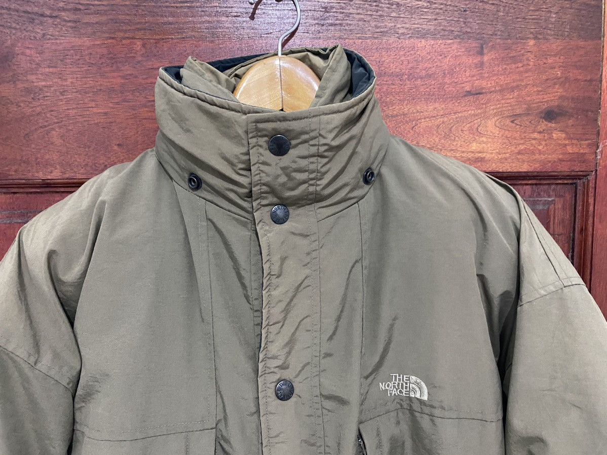 The North Face Puffer Jacket - 4