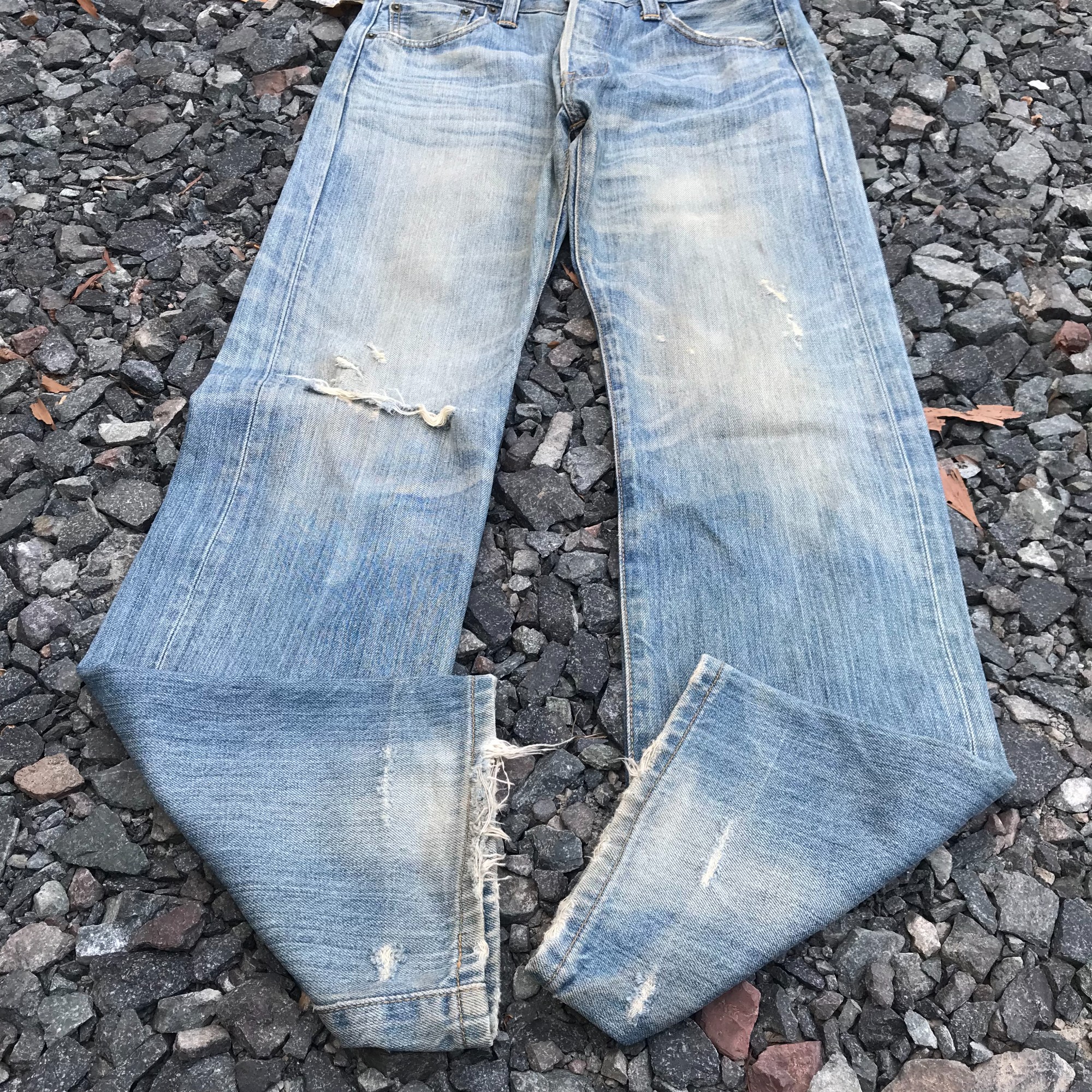 Vintage Levis 501 faded Distressed denim Waist 30x32 inch trashed ripped kurt cobain style - 3