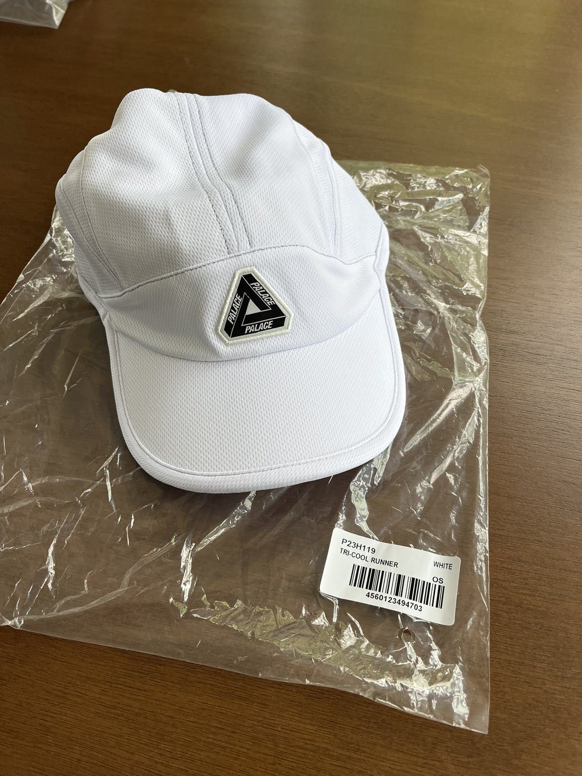 Palace Tri Cool Runner FW22 White - 1
