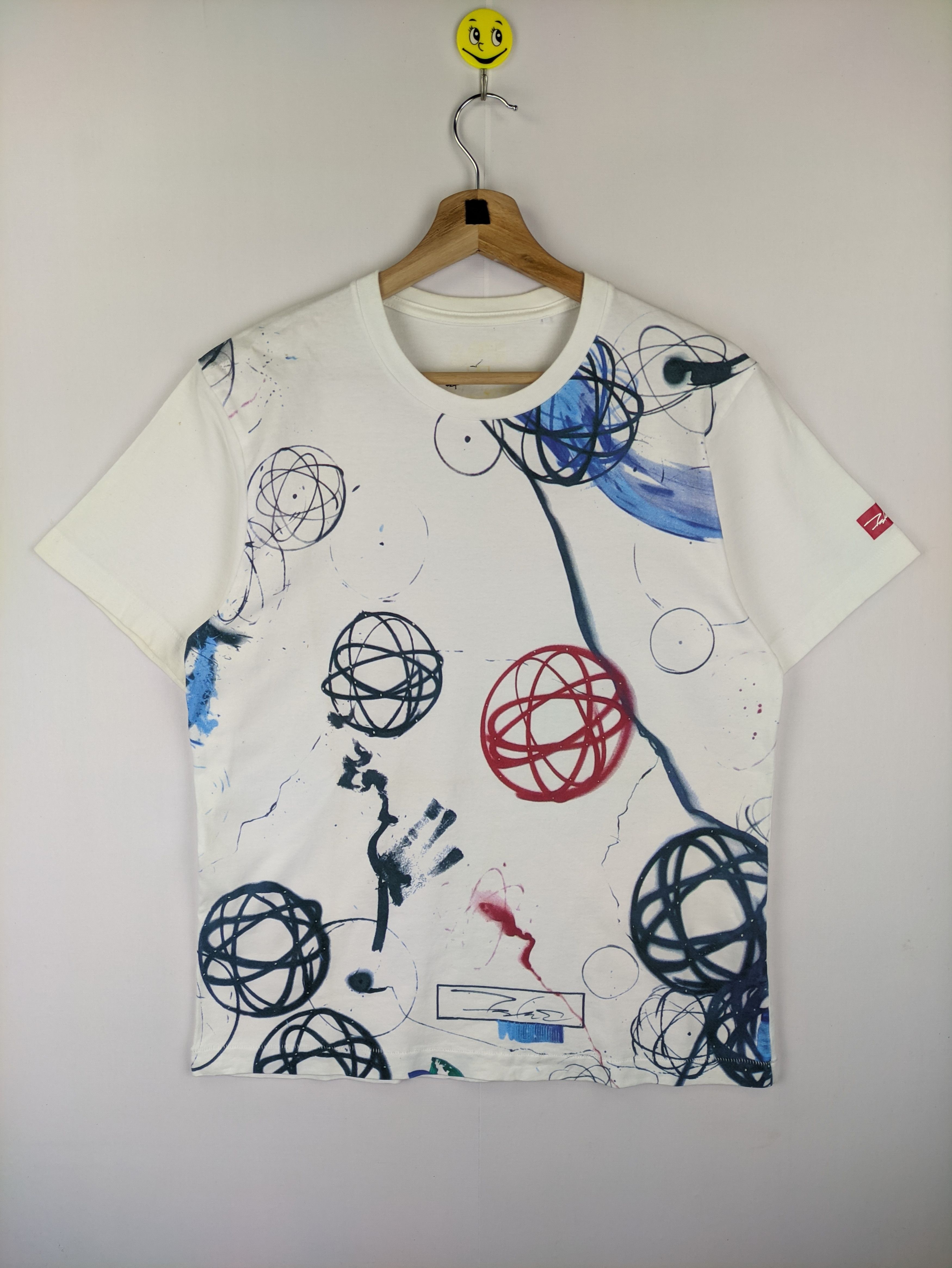 Steals🔥Uniqlo x Futura Abstract T-shirt - 1