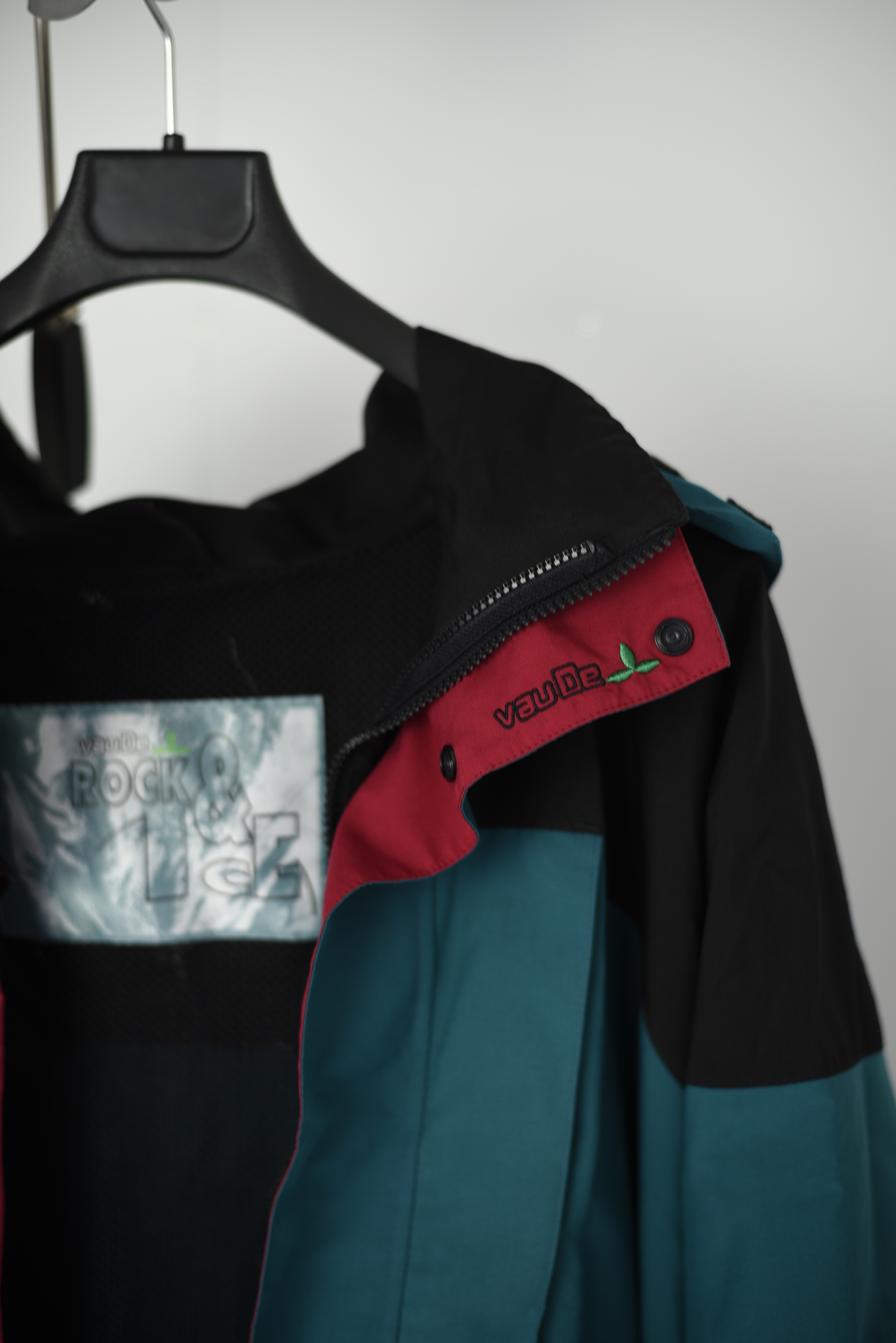 Trash & Vaudeville - Big Jacket - 3