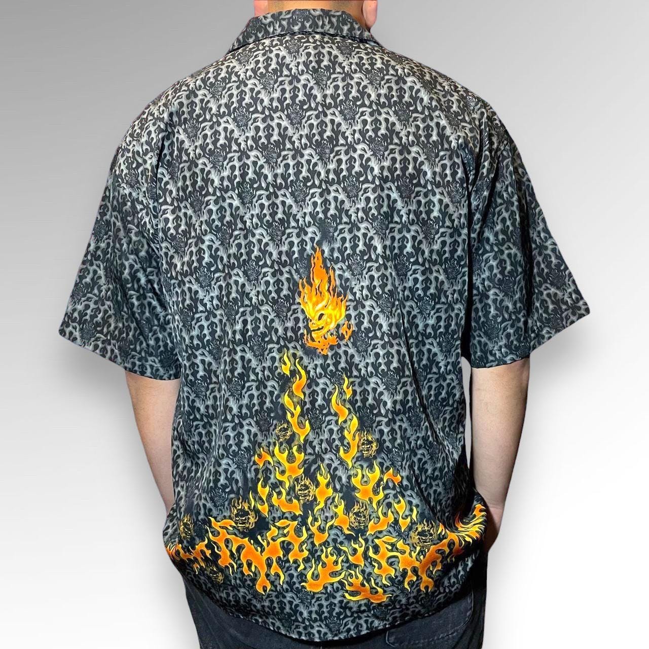 Vintage - Flame Skull Microfiber Short Sleeve Button Up 🔥 - 3