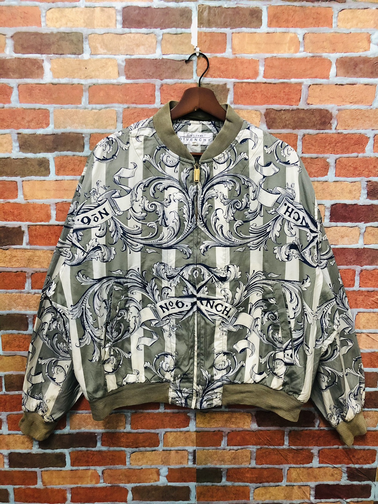 Vintage givenchy light bomber jacket fullprint design - 1