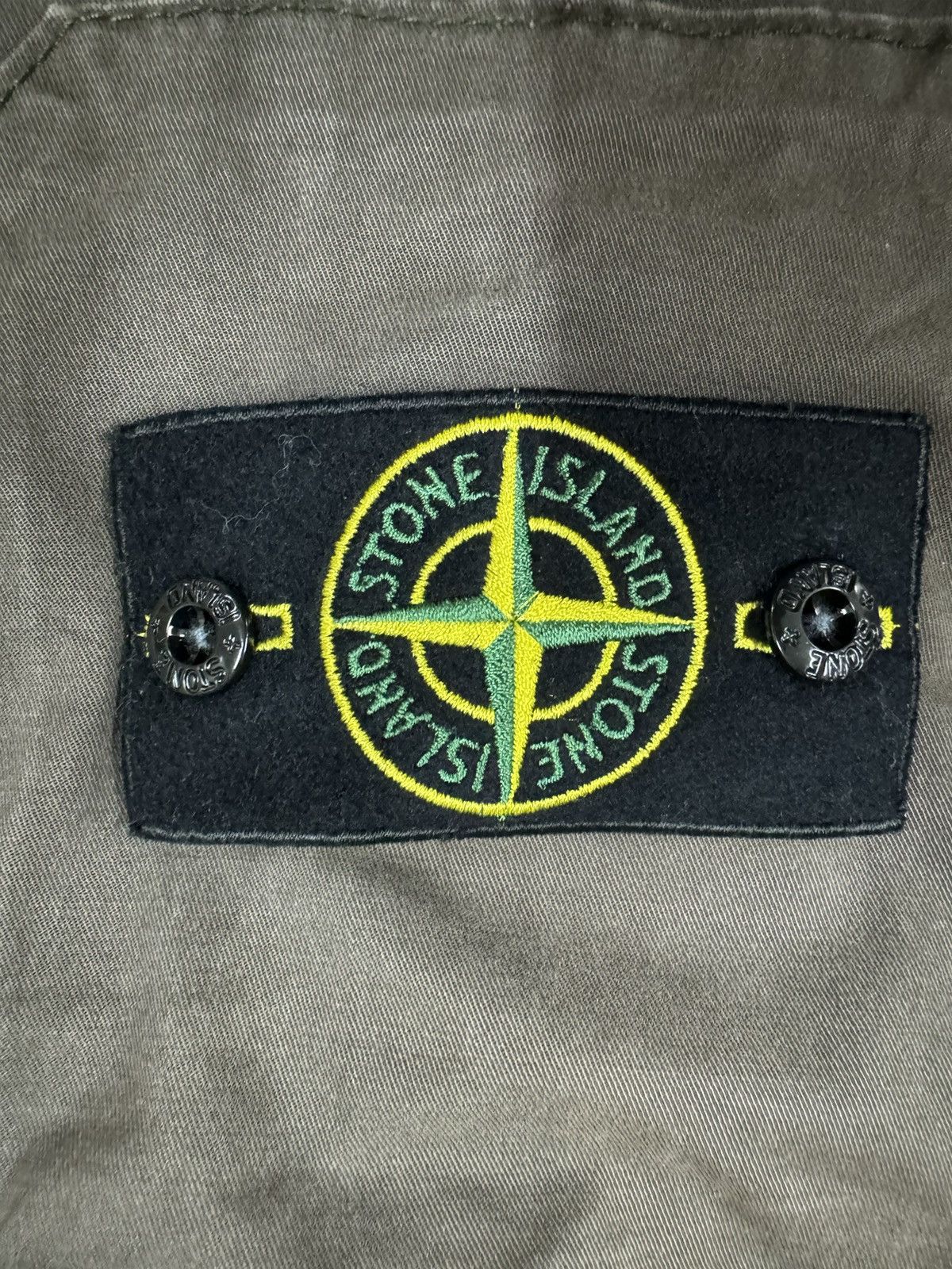 Stone Island Bermuda Cargo Short Pants - 15