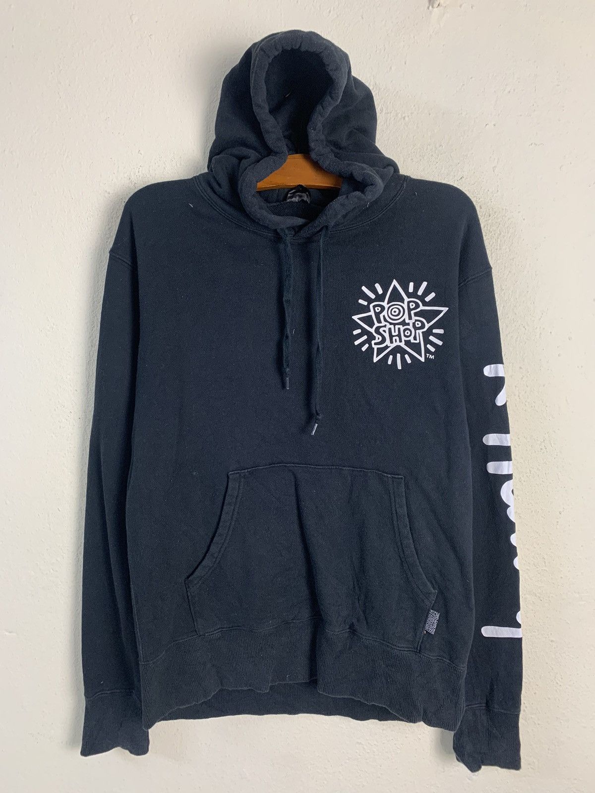 Uniqlo x Keith Haring Hoodie - 1