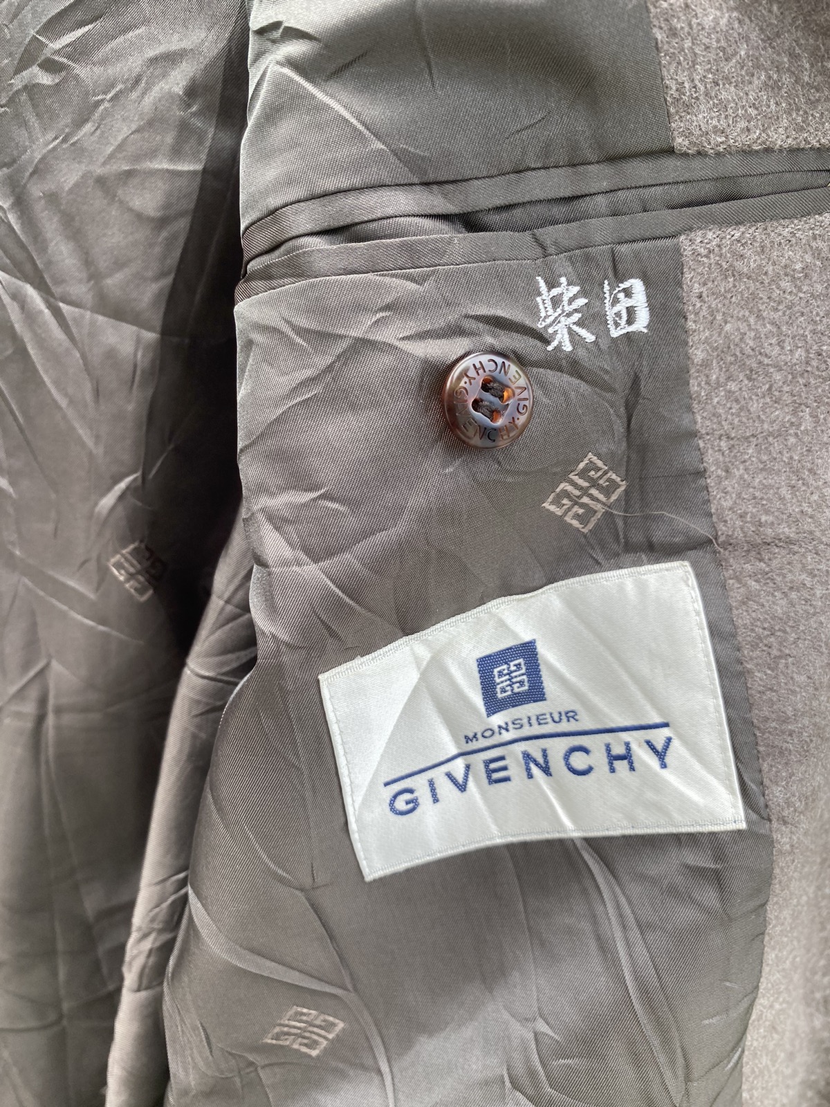 90s VTG GIVENCHY TRENCH COAT - 8