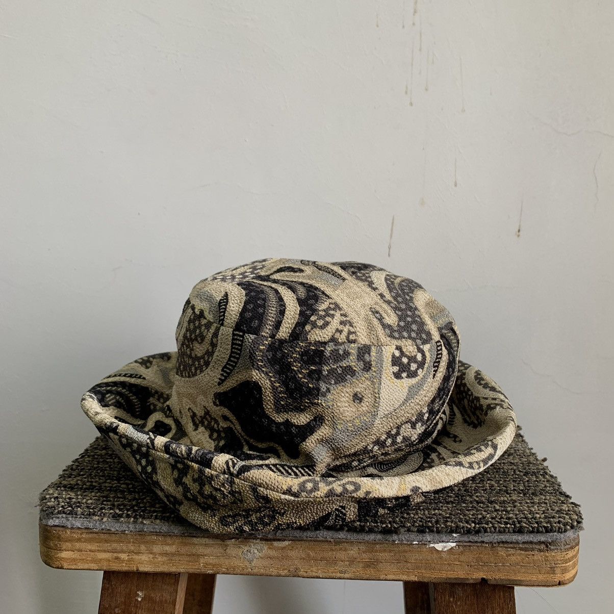 Japanese Brand - Unknown Barretta Bucket Hat Cap - 3