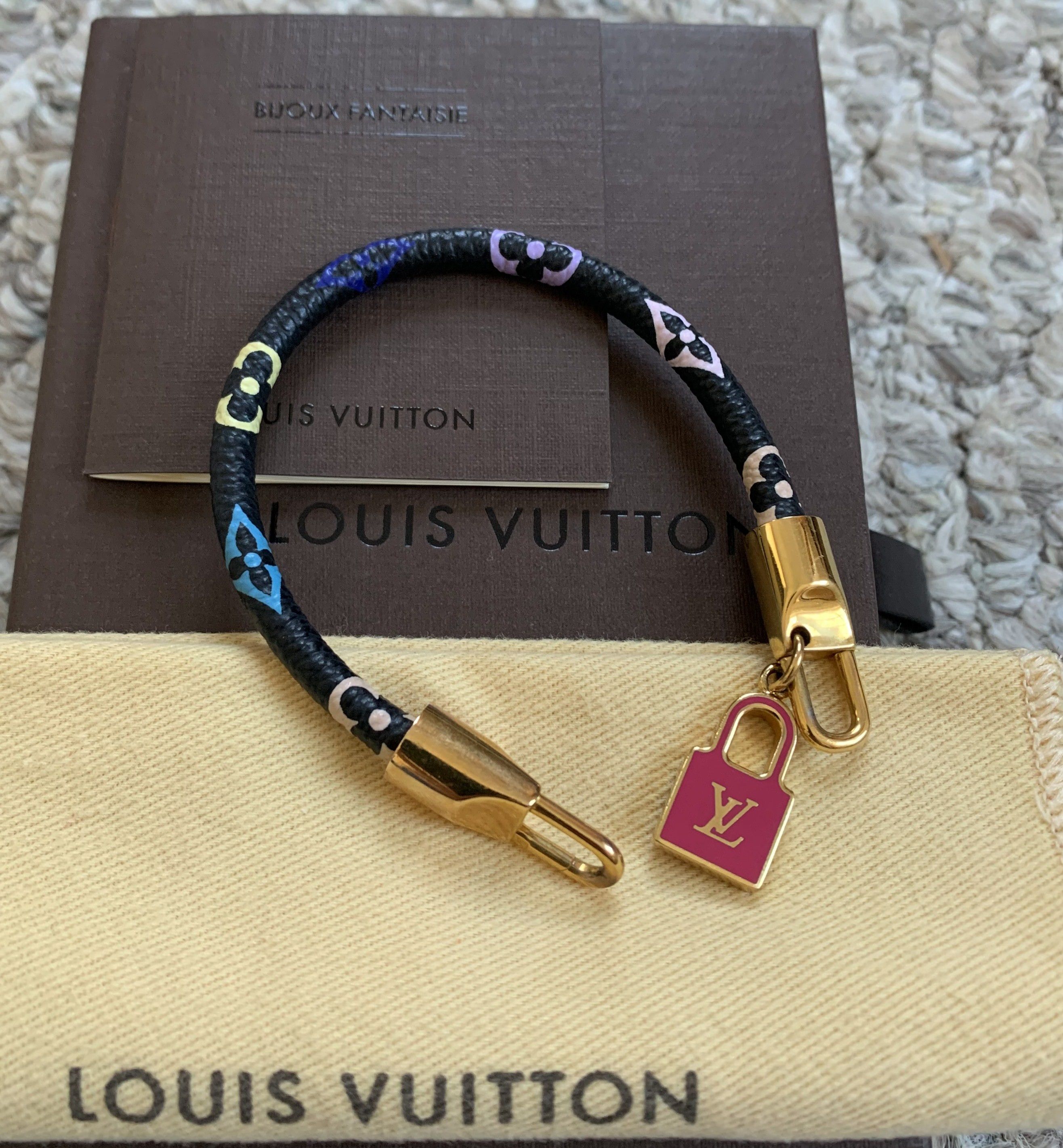 S/S 2003 Louis Vuitton x Murakami Monogram Luck It Bracelet - 4