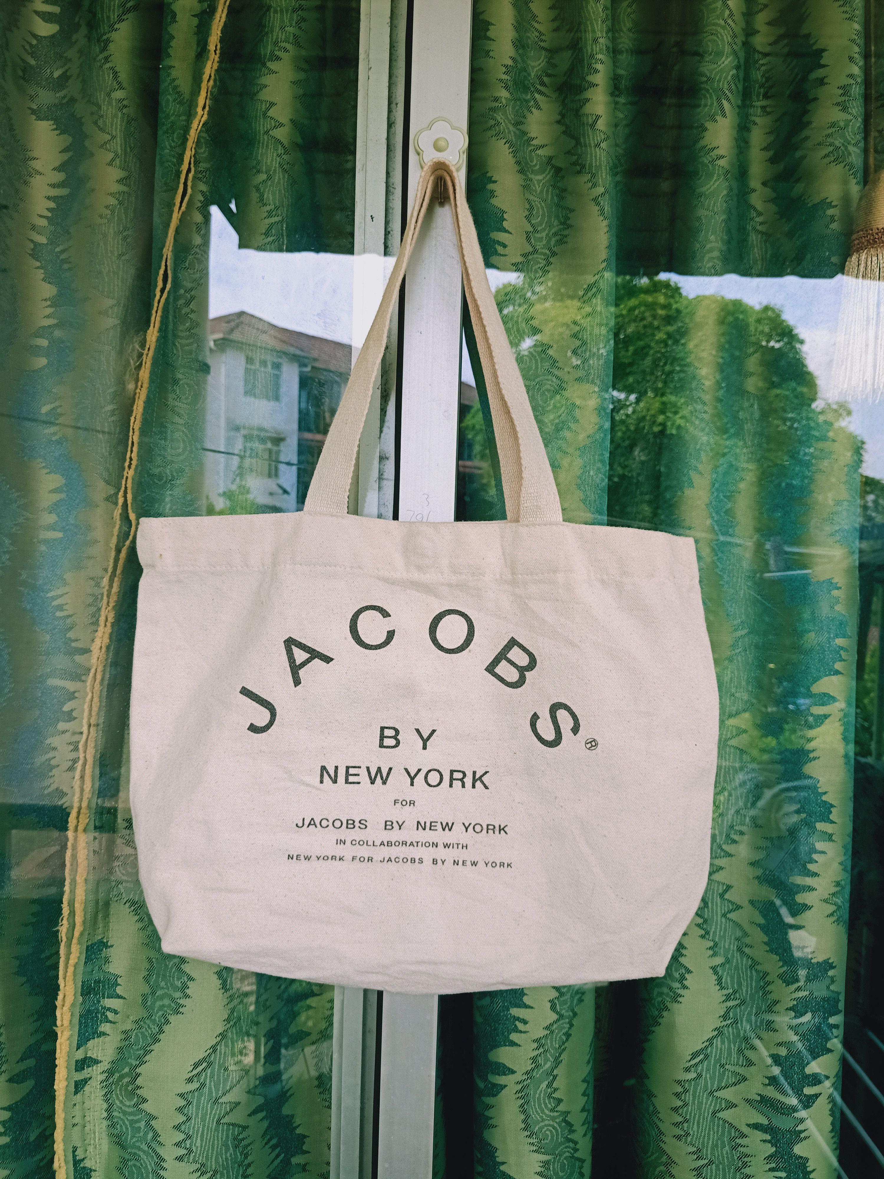 Jacobs by Marc Jacobs Tote Bag - 1