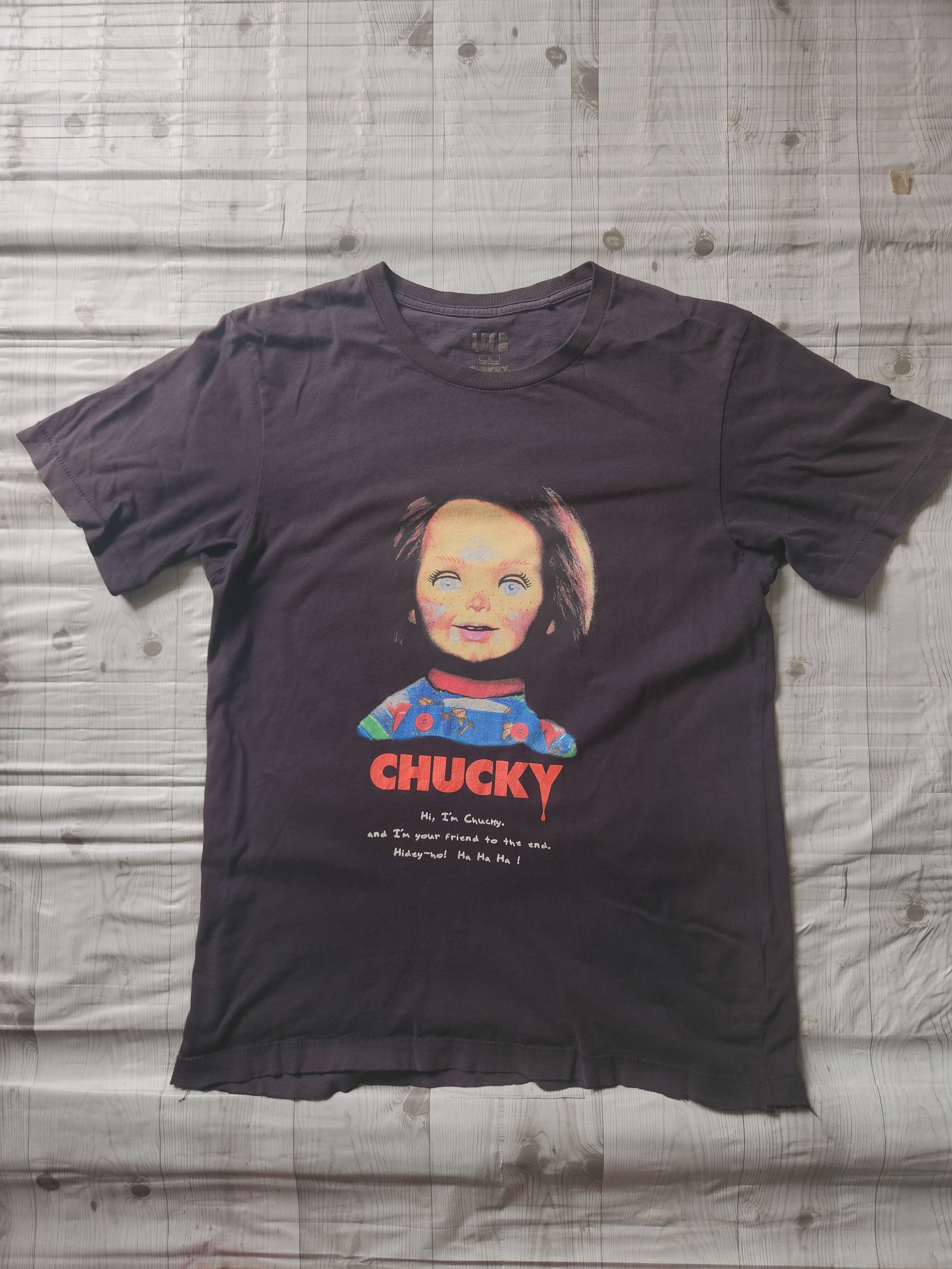 Uniqlo - Vintage Y2K Thrashed Horror Chucky Movie TShirt - 2