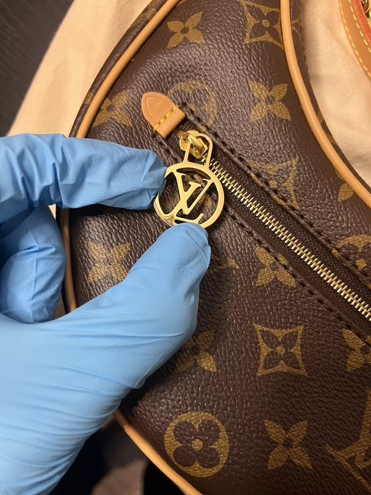 Louis Vuitton Loop Handbag Monogram Canvas 100% Authentic - 6