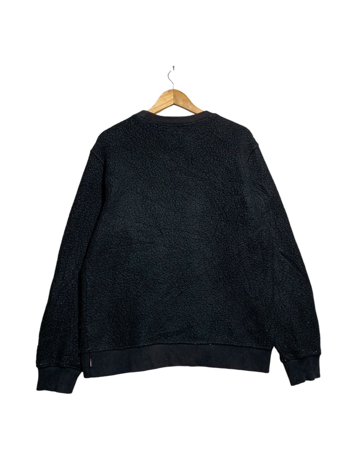 Supreme on sale Polartec Crewneck (Black)