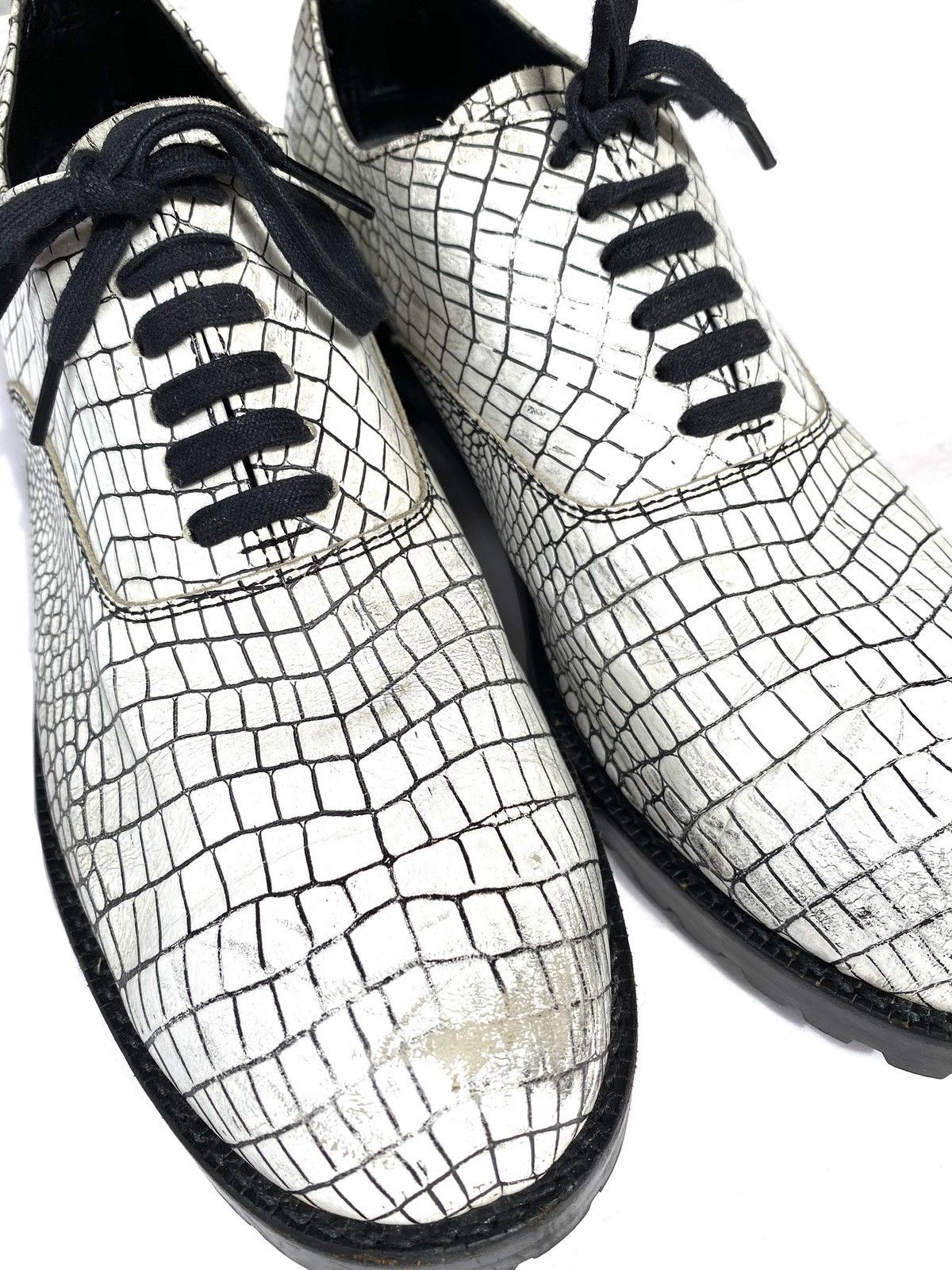 AW12 Runway Kipskin Embossed Croc Shoes - 8