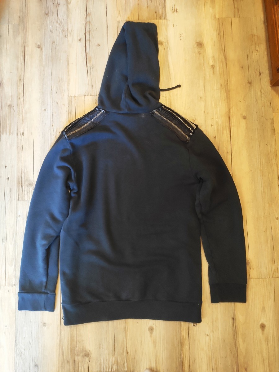 GRAIL! Metallic shoulder strap hoodie from FW12 - 4