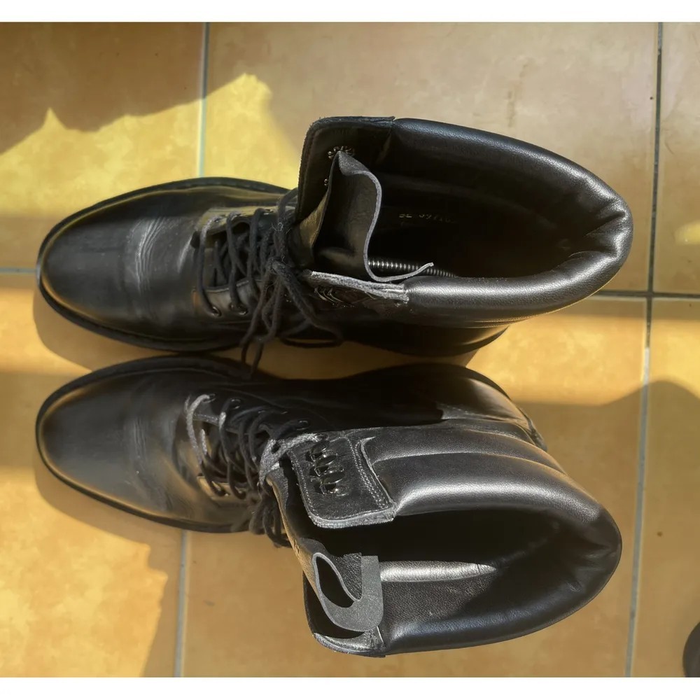 Saint Laurent Paris Lace-up Combat Boot with Padded Collar - 4