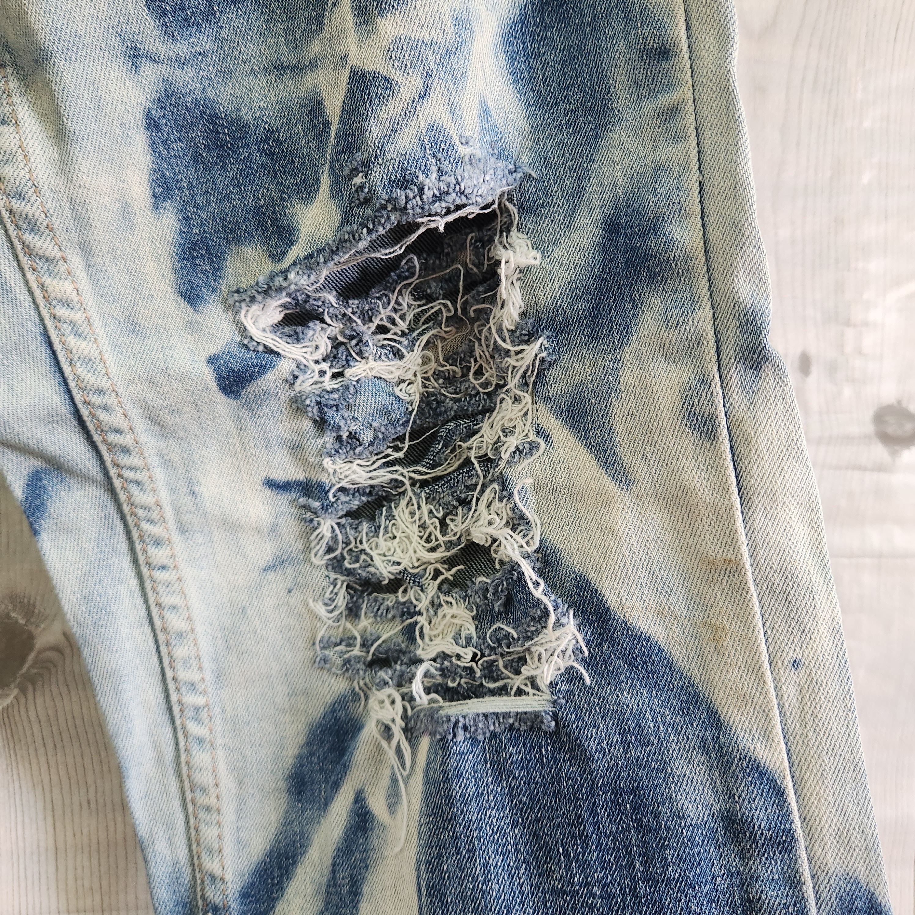 Distressed Denim - Acid Wash Distressed Japanese Denim LCW Jeans - 14