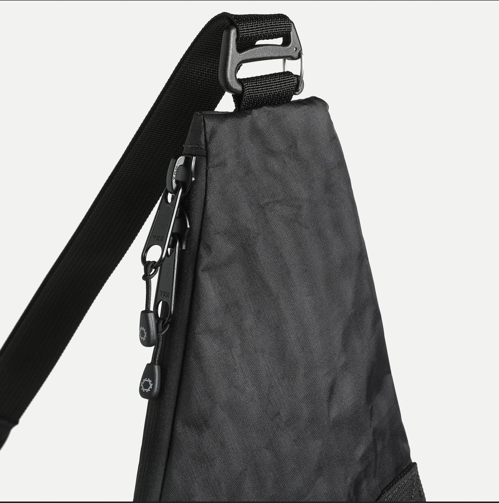 Dsptch - Unit Vertical Pouch - RND Edition - Black Dyneema - 4