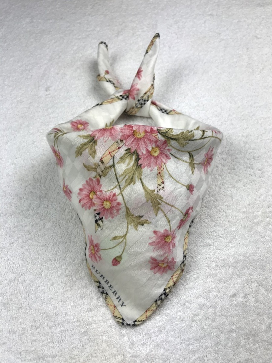 bandana/handkerchief/neckerchief abstract flower - 1