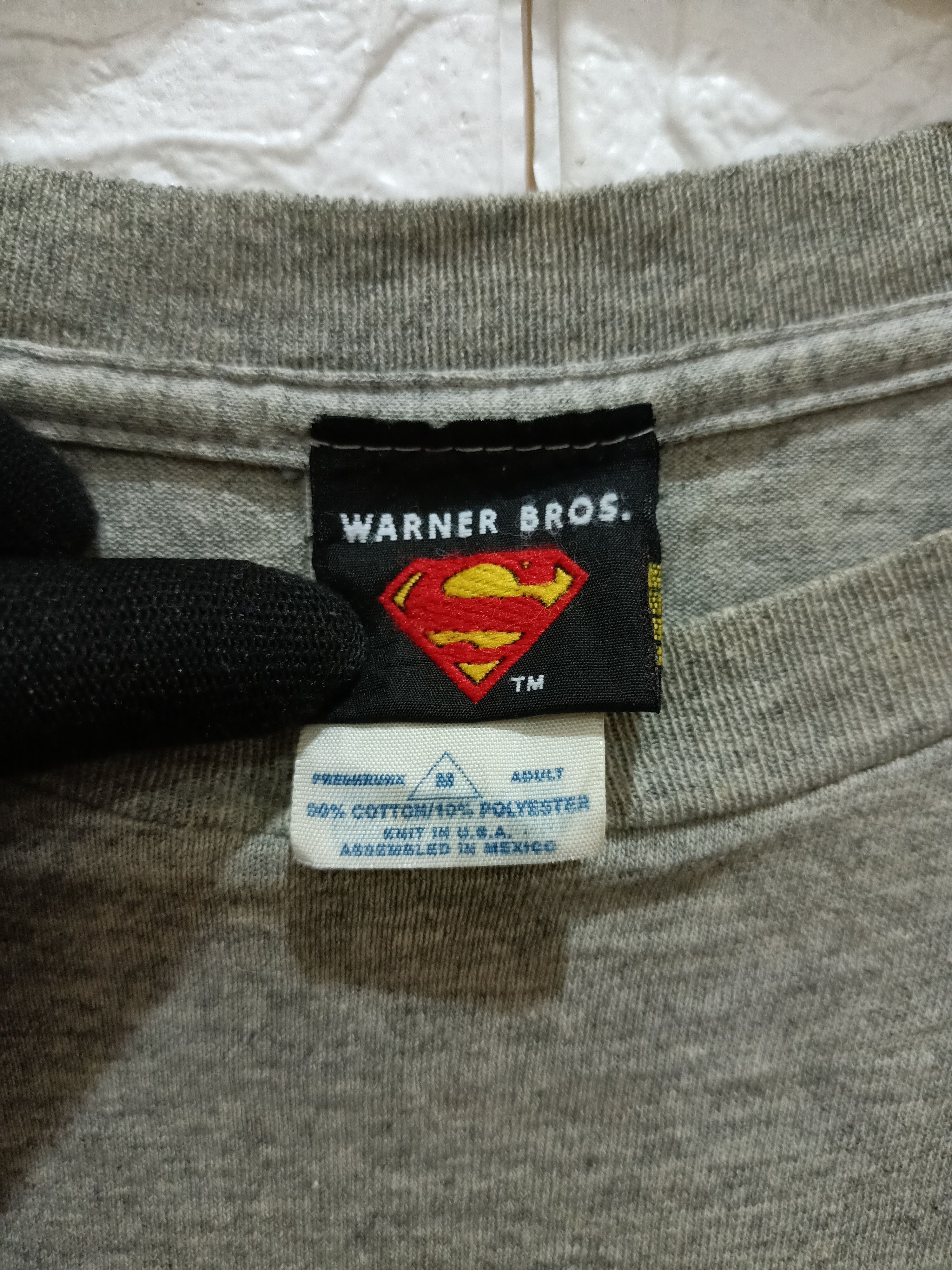 Vintage 2003 Superman Ripped Shredded Logo Spellout l/s Tee - 8