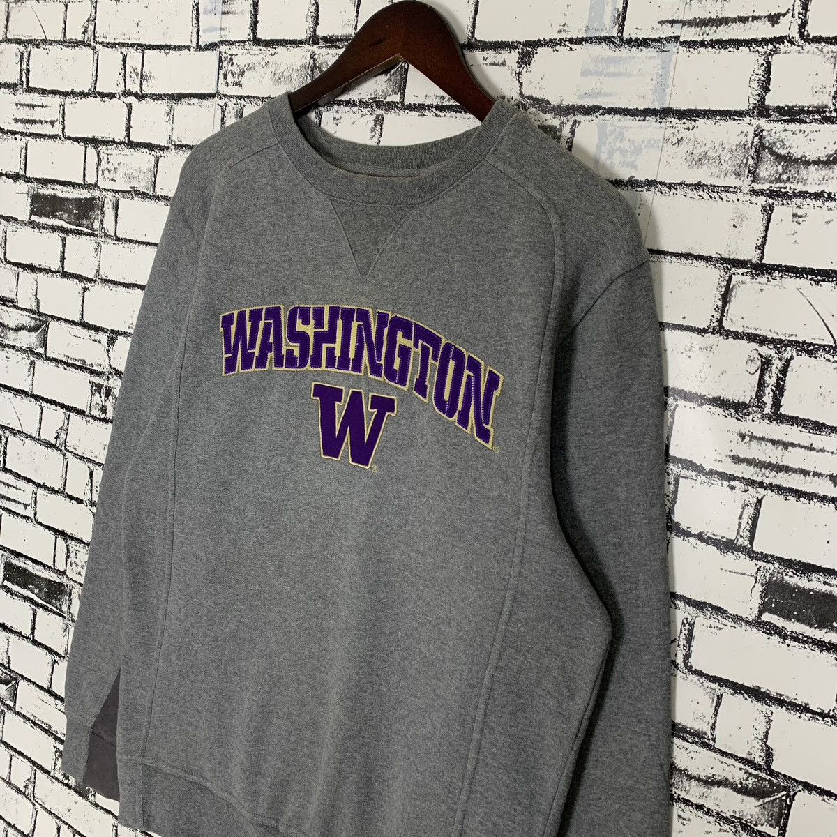 Vintage University of Washington Sweatshirt Crewneck - 3