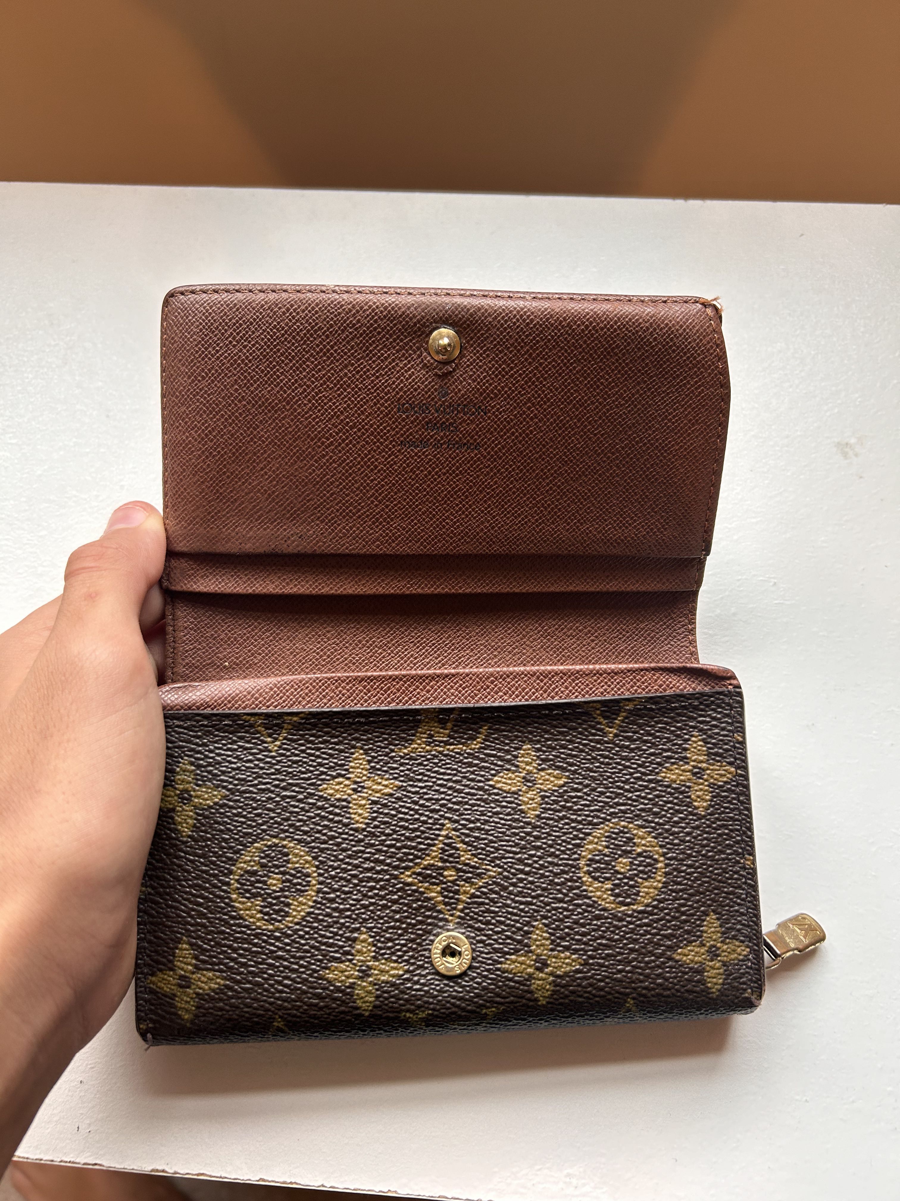 Louis Vuitton Porte Monnaie tres or - 1