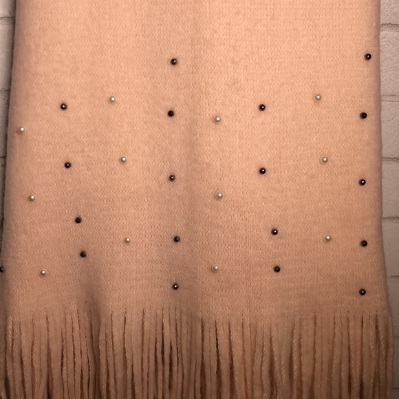 Lemon - Cashmere Feel Pearl Embellished Knit Scarf - 3