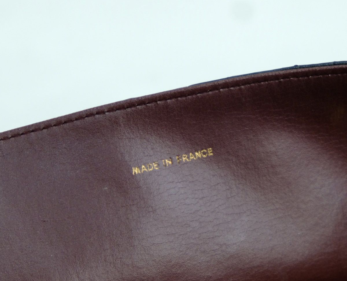 Vintage CHANEL black lambskin medium half flap shoulder bag - 22