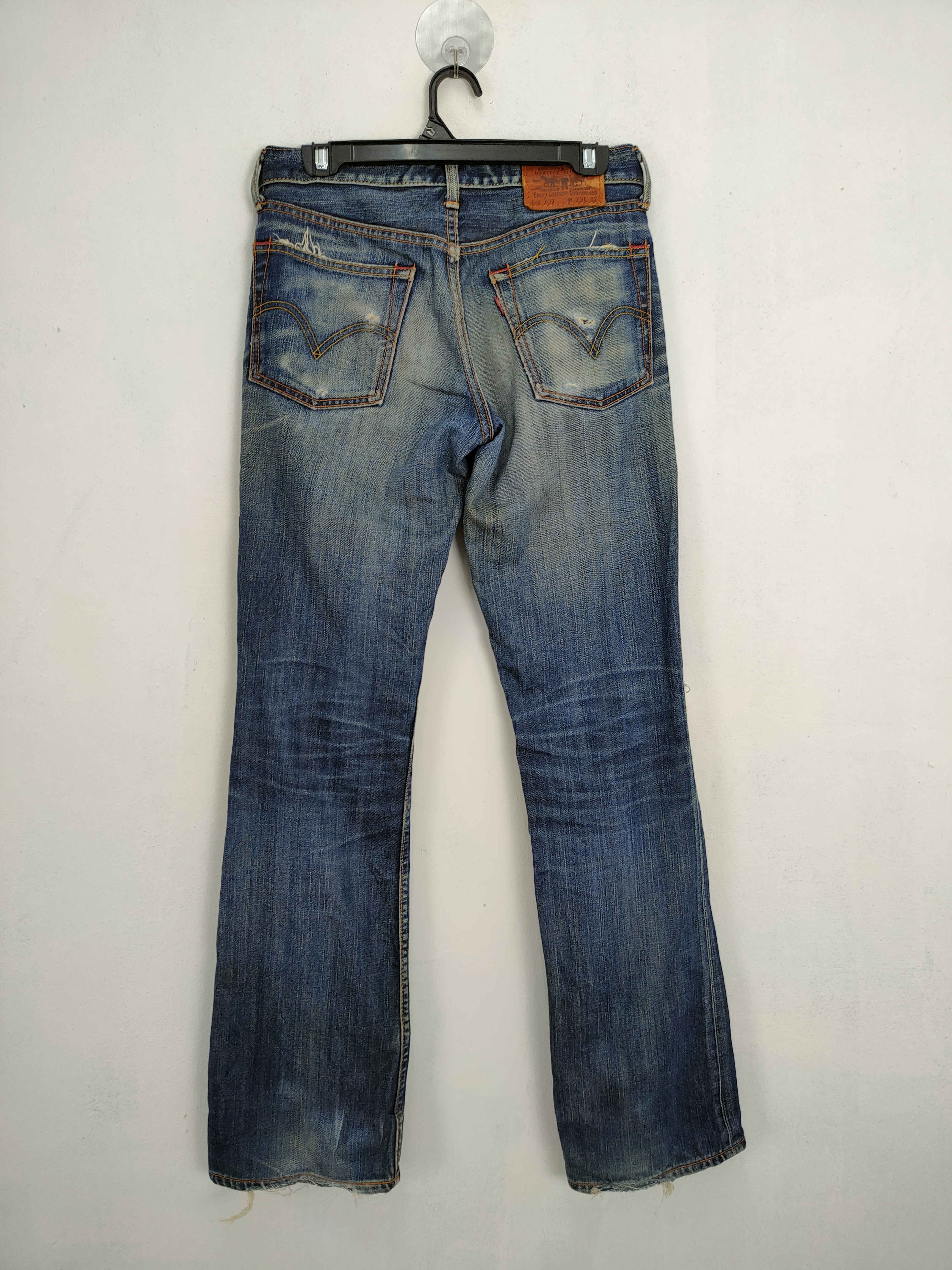 Levi's Distressed Denim Faded Blue - 3