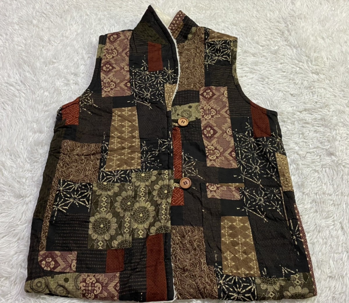 Other - Sherpa Fleece Vest Printed like Patchwork Design - 4