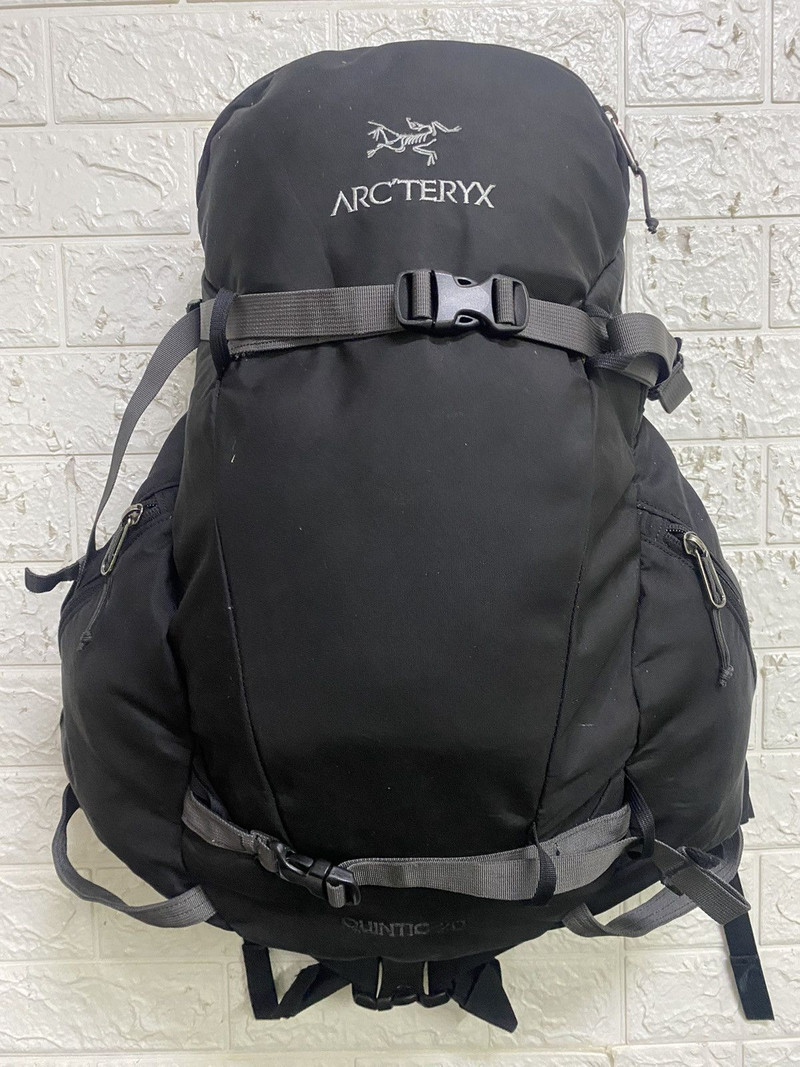Authentic Arc’teryx Quintic 20 Hiking Backpack - 1