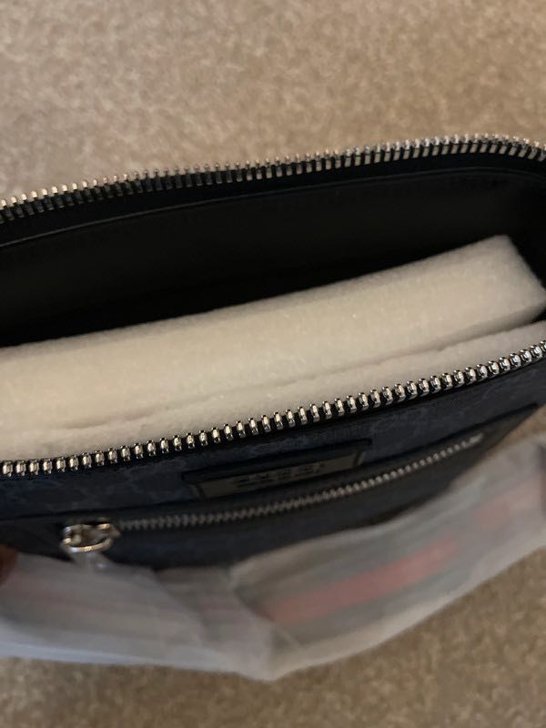 Gucci GG Supreme Messenger Bag - 4