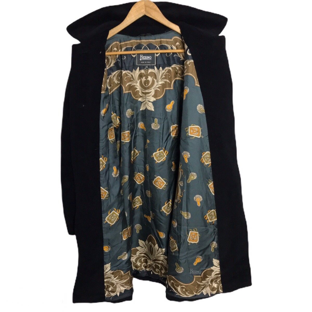 Luxury herno art design silk black wool coat - 1