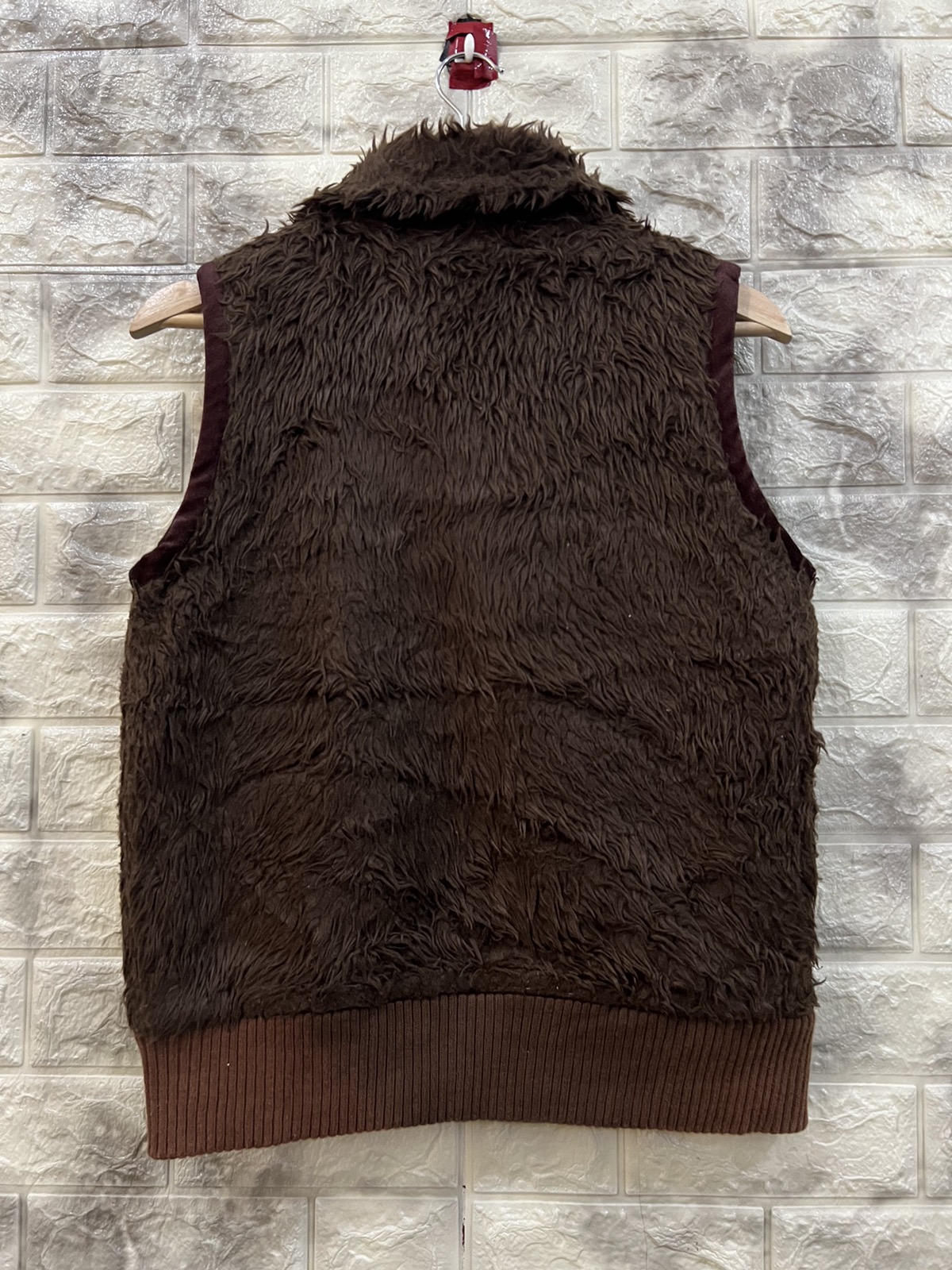 The North Face Cookie Fur Vest - 10
