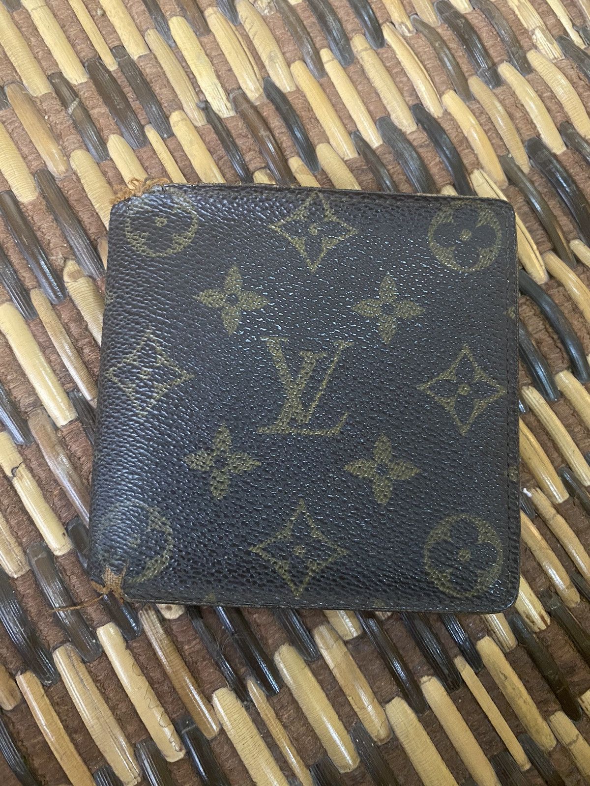 Louis Vuitton deals Vintage Mens Monogram Bifold Wallet