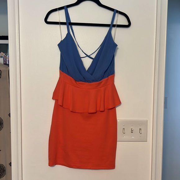 Solmio Color-block Peplum Dress - 6