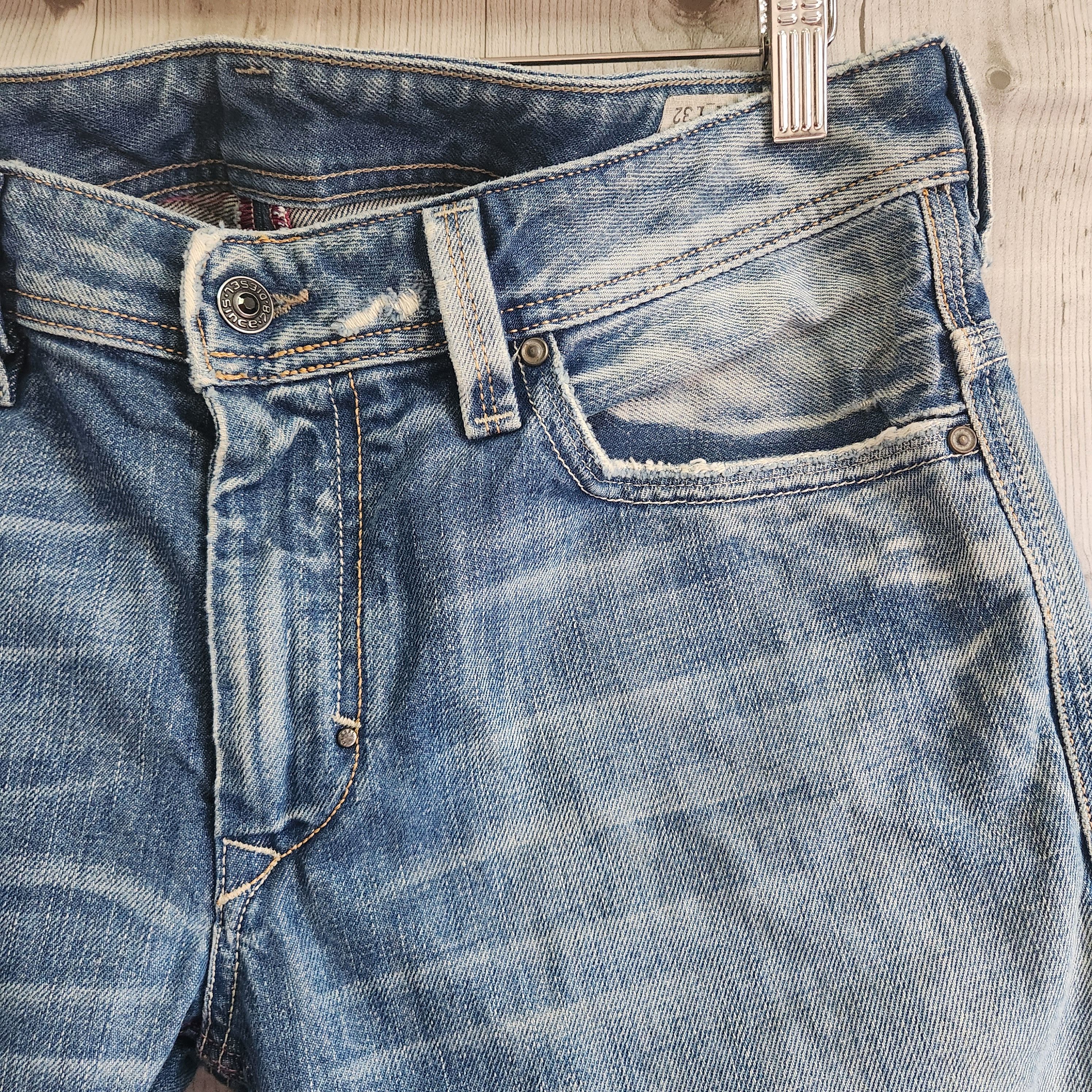 Vintage Diesel Thanaz Distressed Denim Italian Jeans - 20