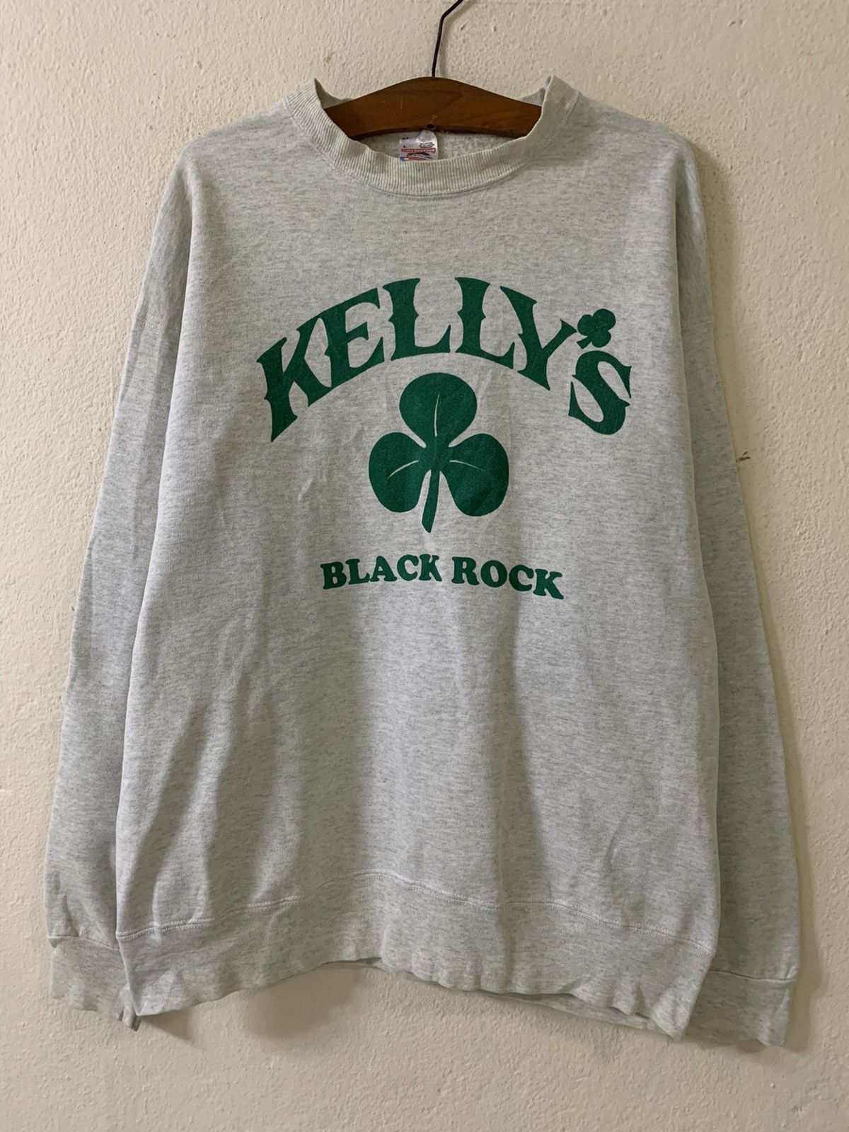 Vintage 90s Fruit Of The Loom Kelly’s Black Rock Sweatshirt - 1