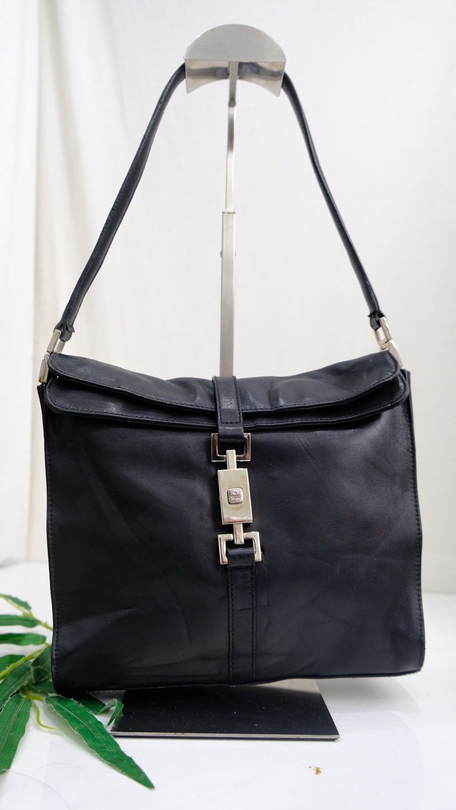Authentic Gucci Black Jackie Leather Shoulder Bag - 2