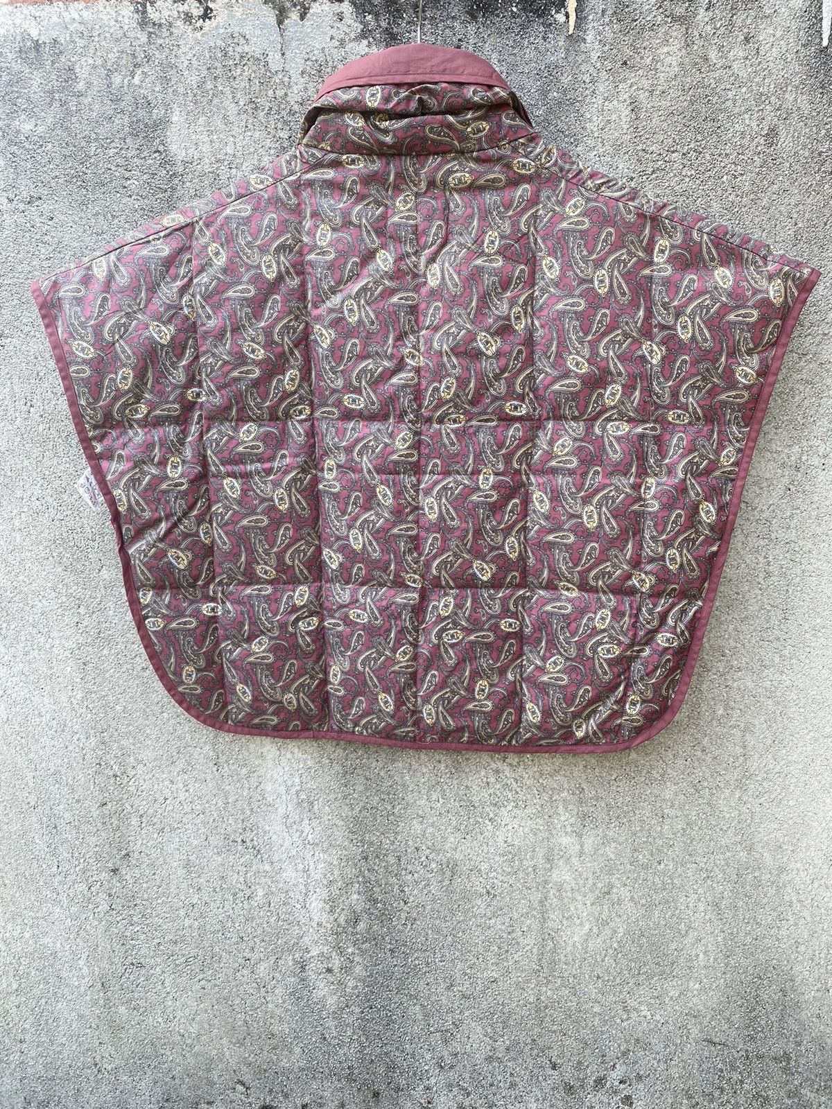 Vintage - Made In Japan Celine Down Puffer Poncho Paisley - 2