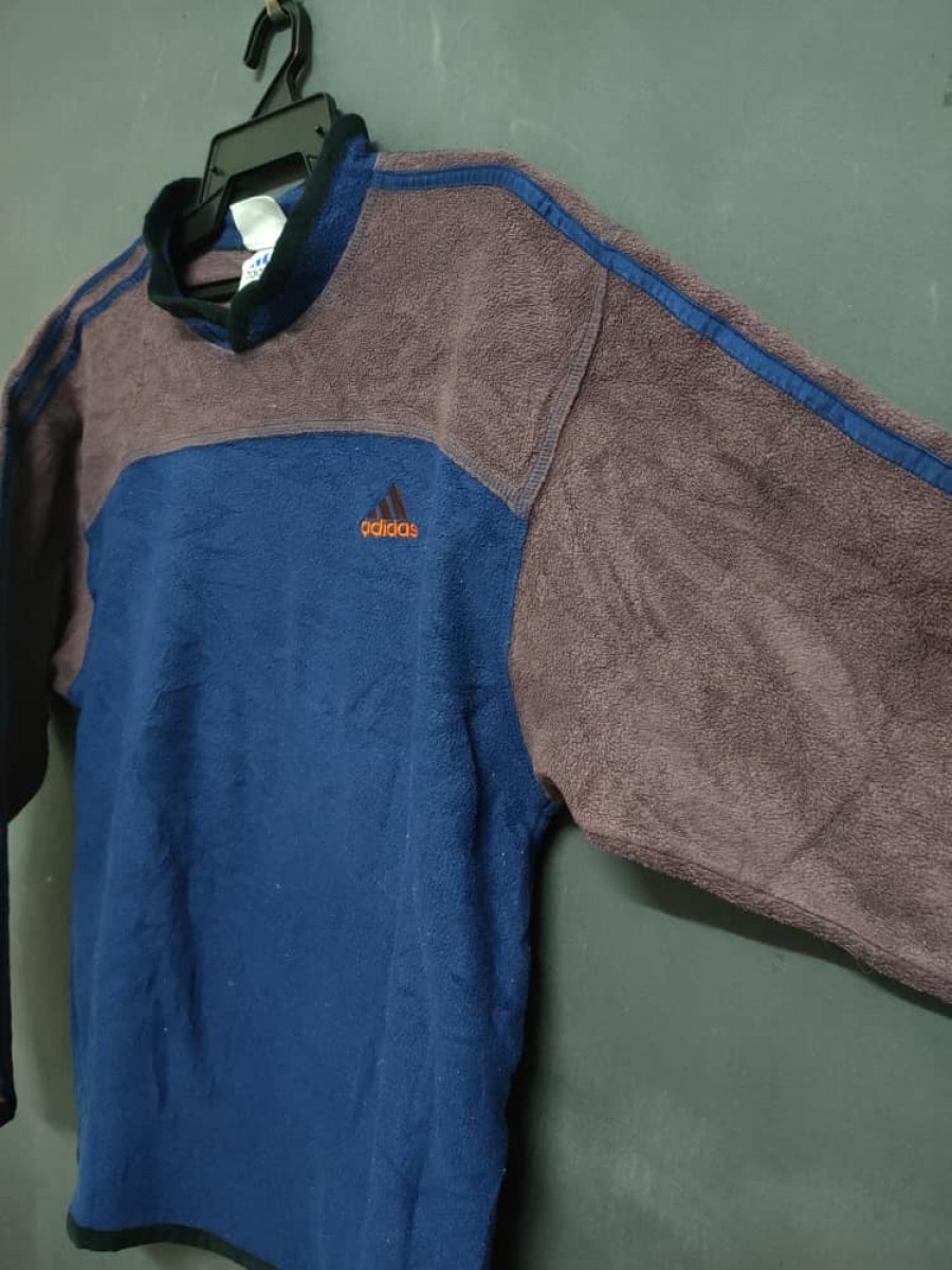Fleece Sweatshirt - 2