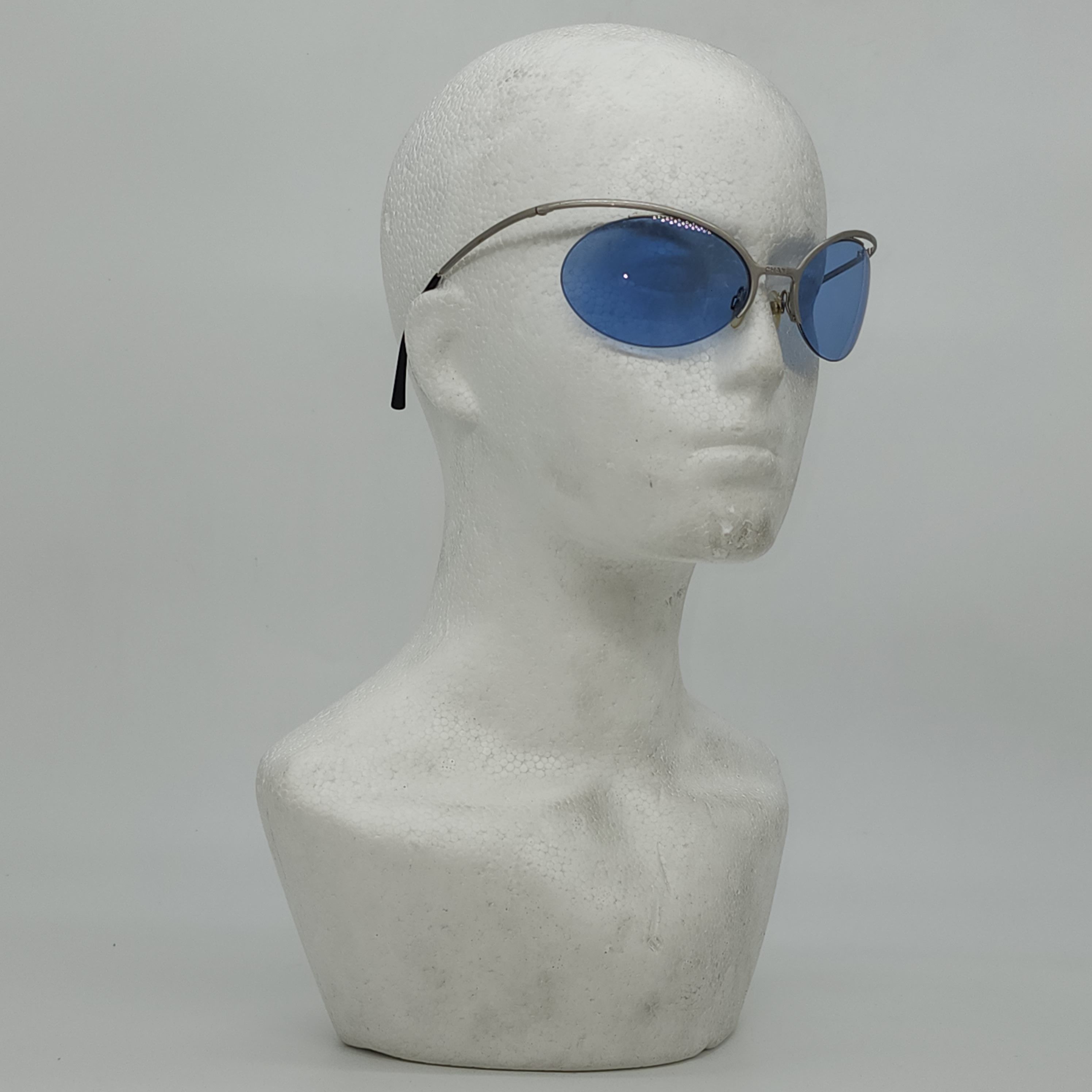 Chanel - SS2000 Futuristic Rimless Sunglasses Y2K - 16