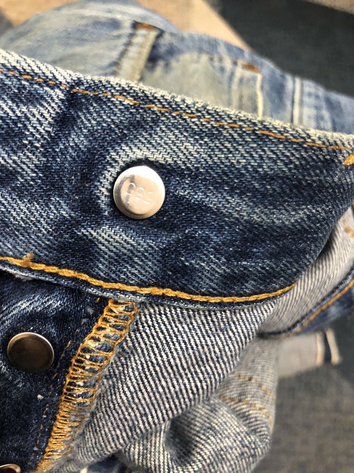 Vintage - Levis 501XXc Big E Selvedge Button 555 Denim - 14