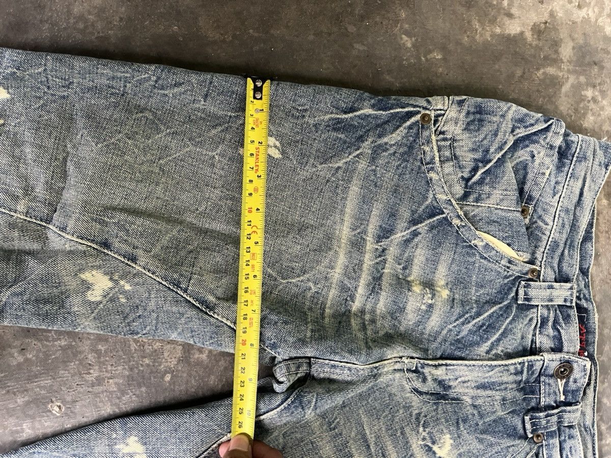 💥Vintage Distressed Banana Cut Denim - 10